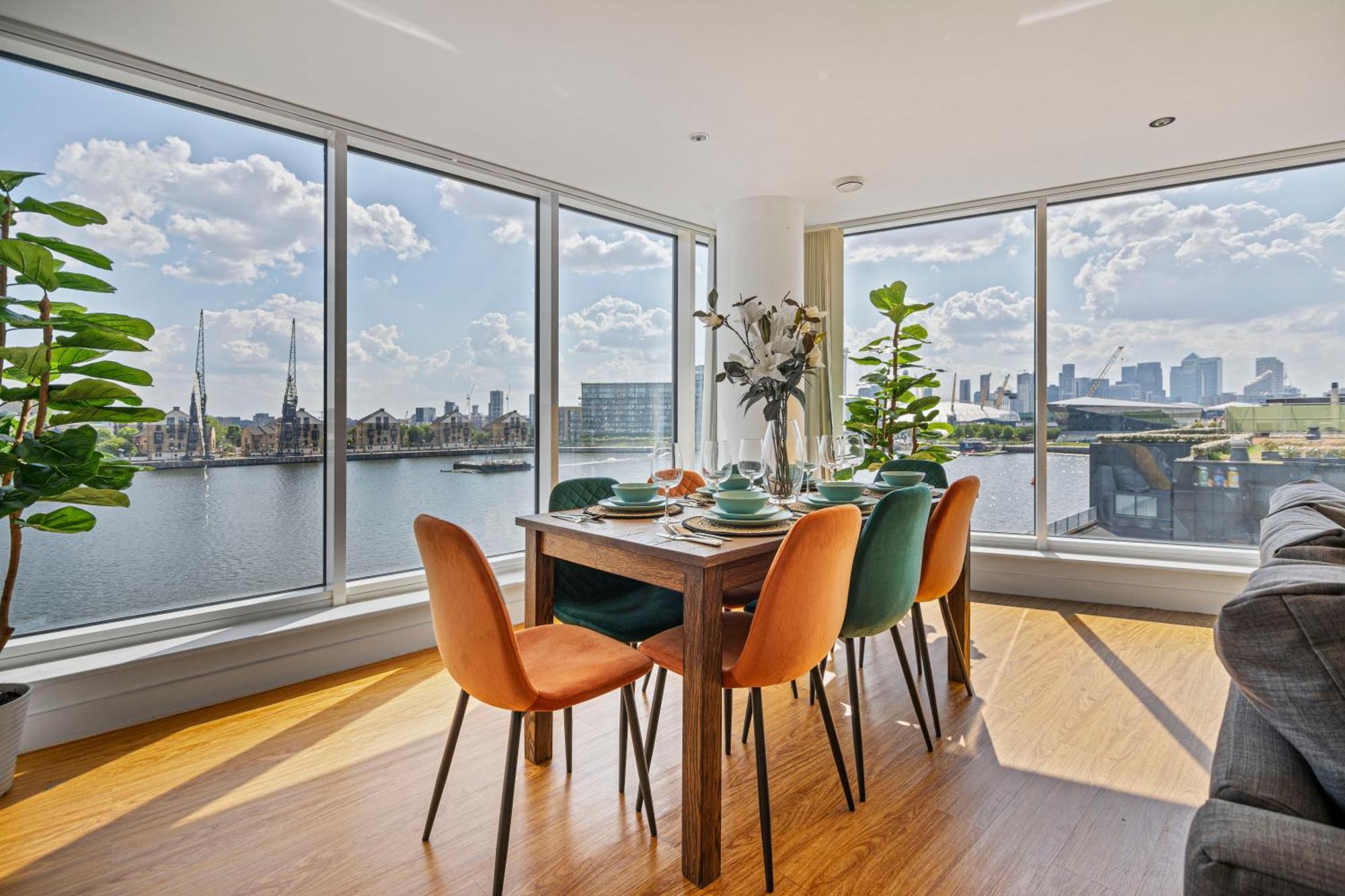 Excel Majestic Apartment *