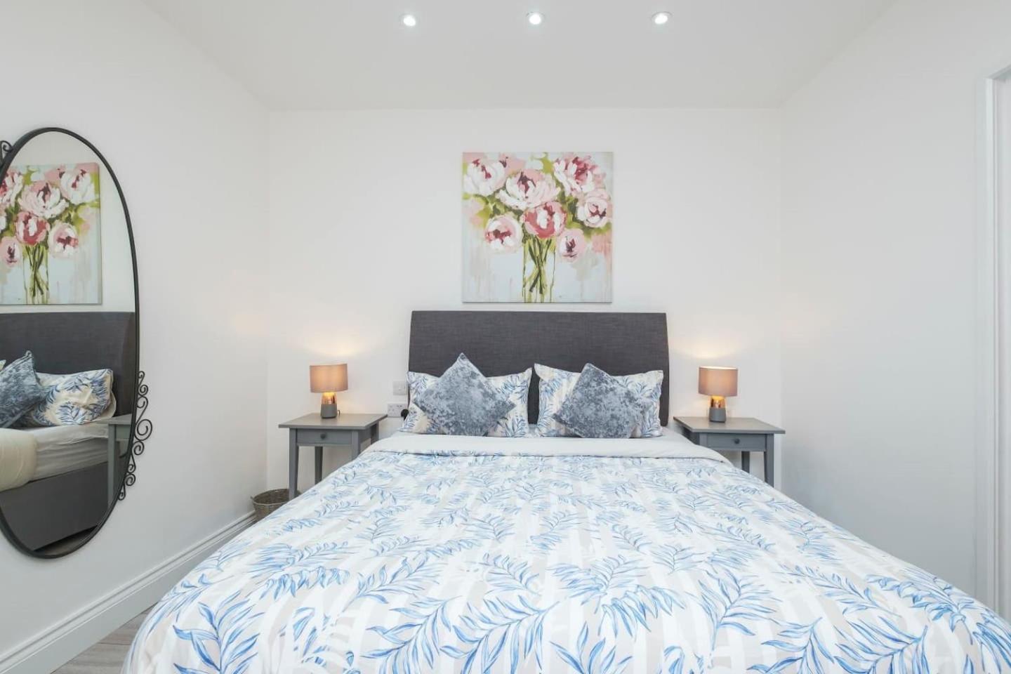 Three Bedrooms 3 Bathrooms In * Londres