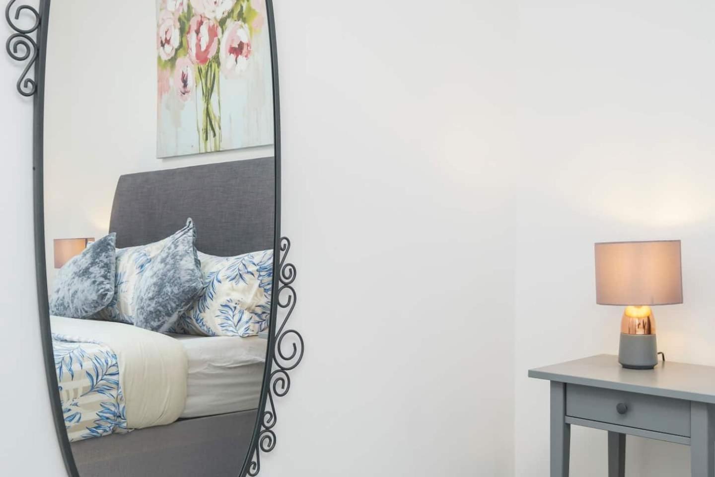 Three Bedrooms 3 Bathrooms In