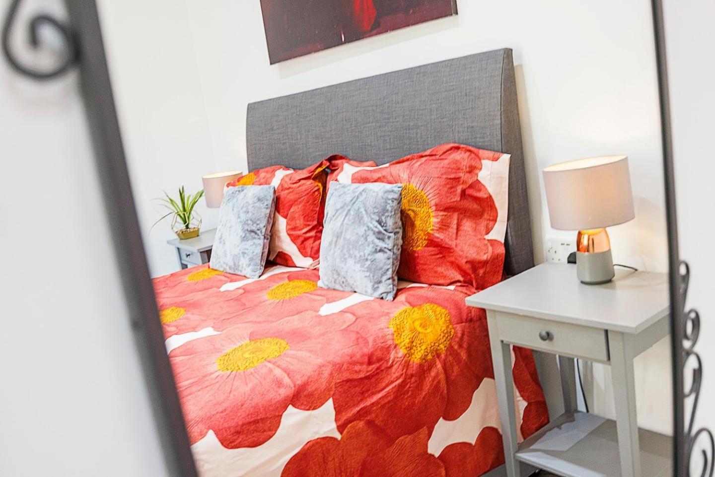 Three Bedrooms 3 Bathrooms In * Londres
