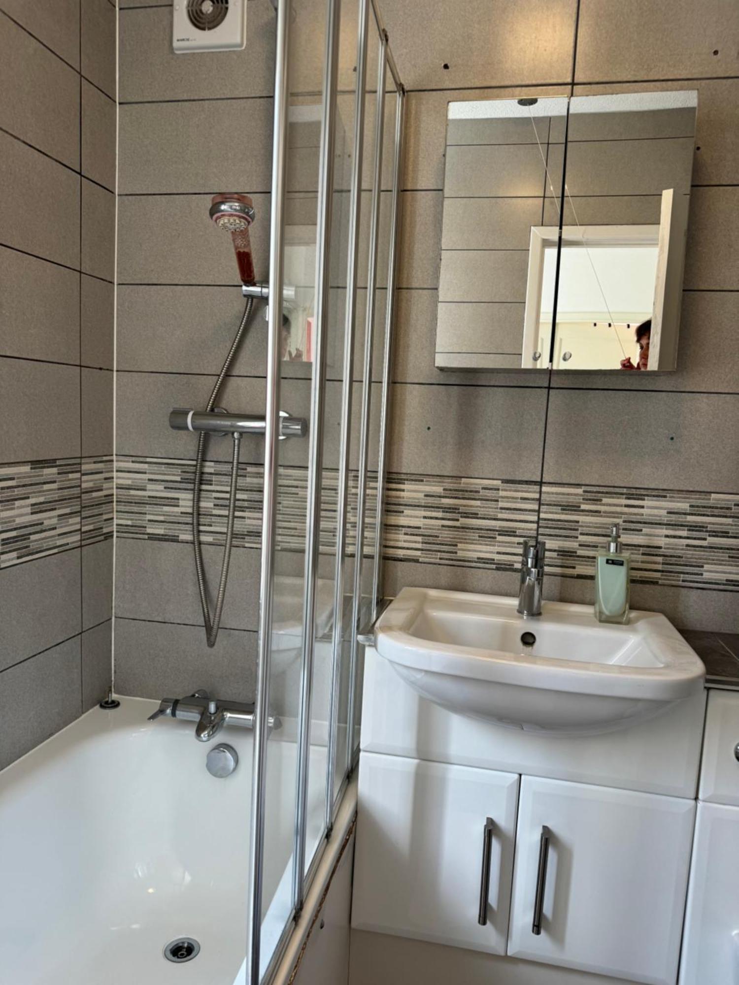 Cosy Modern Family Free Parking Garden * Londres