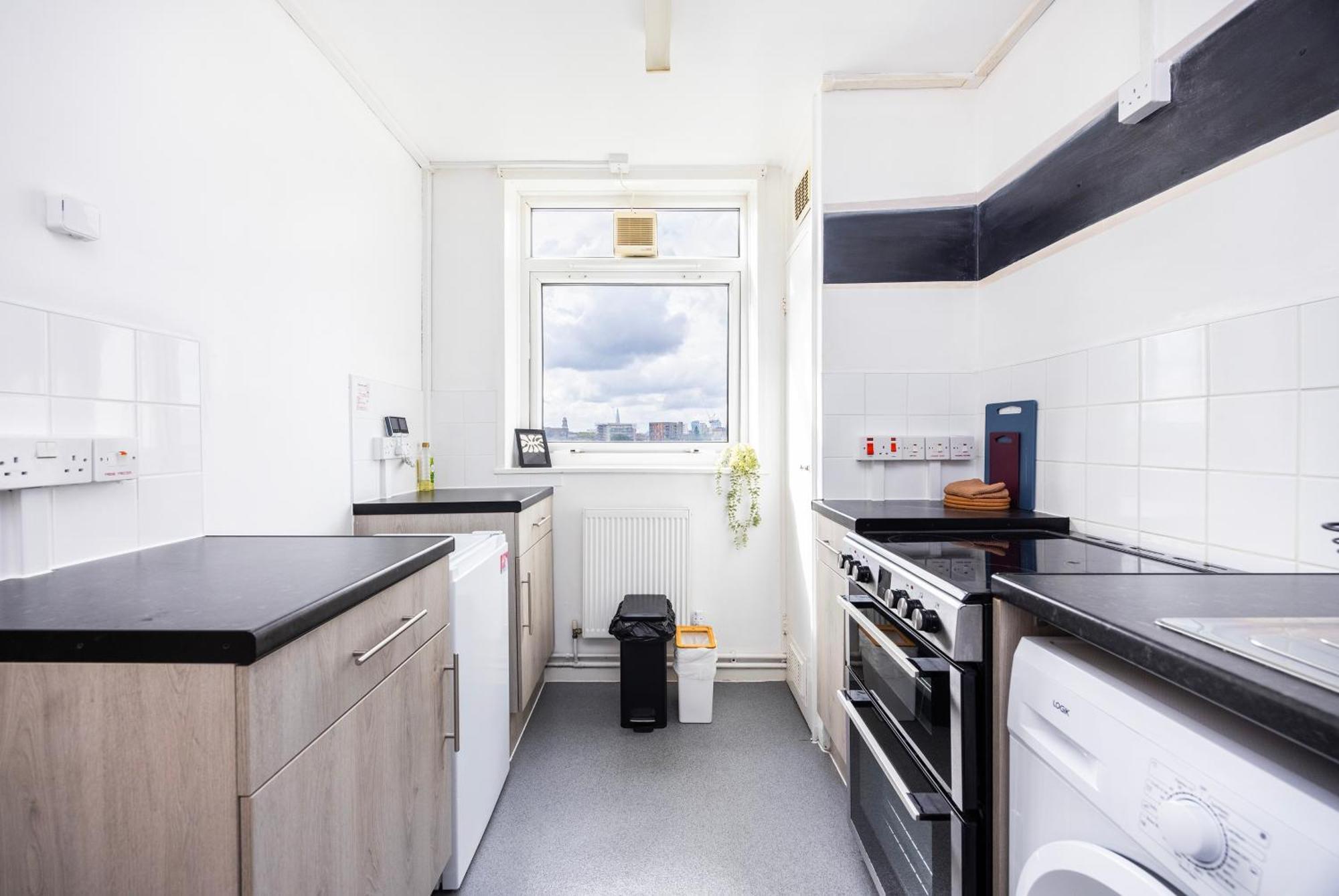 Business 2 Beds - Poplar - 2 Minutes From Station Appartement