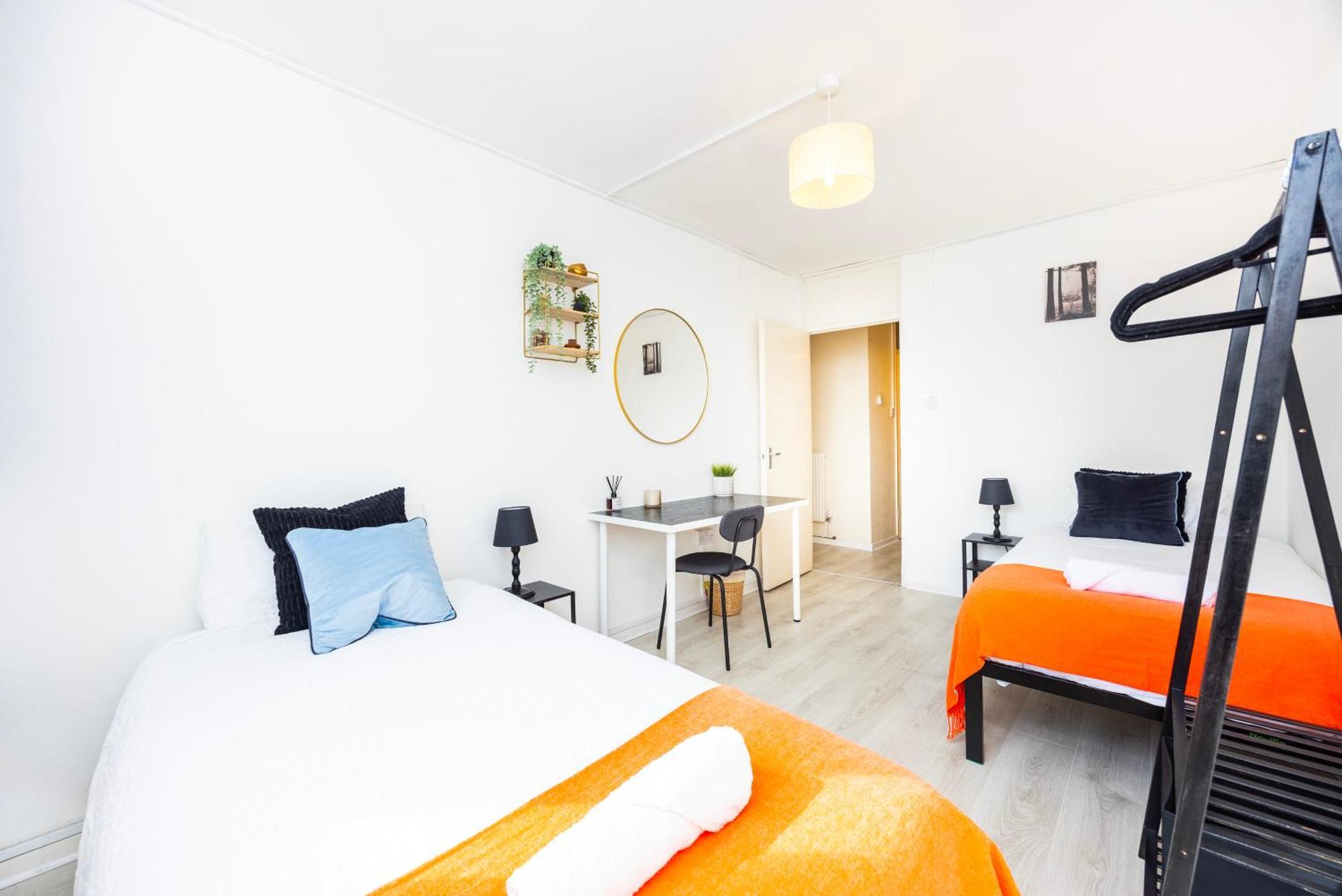 Appartement Business 2 Beds - Poplar - 2 Minutes From Station