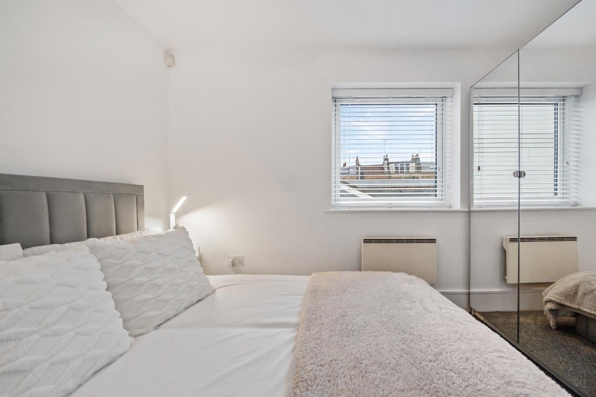 Apartment 2 Bedroom In Kings Cross, London, N1 London