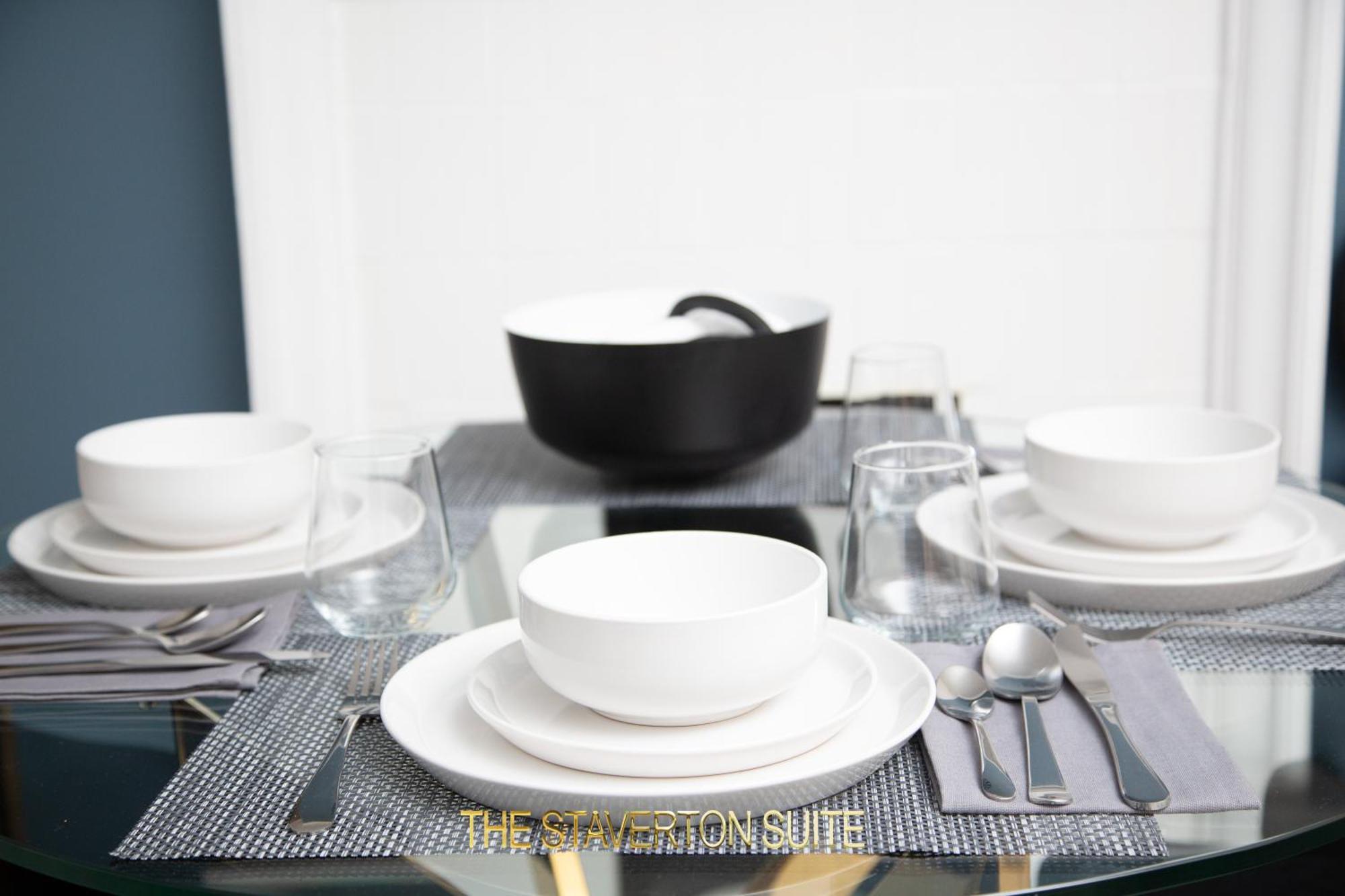 The Staverton Suite, Londres