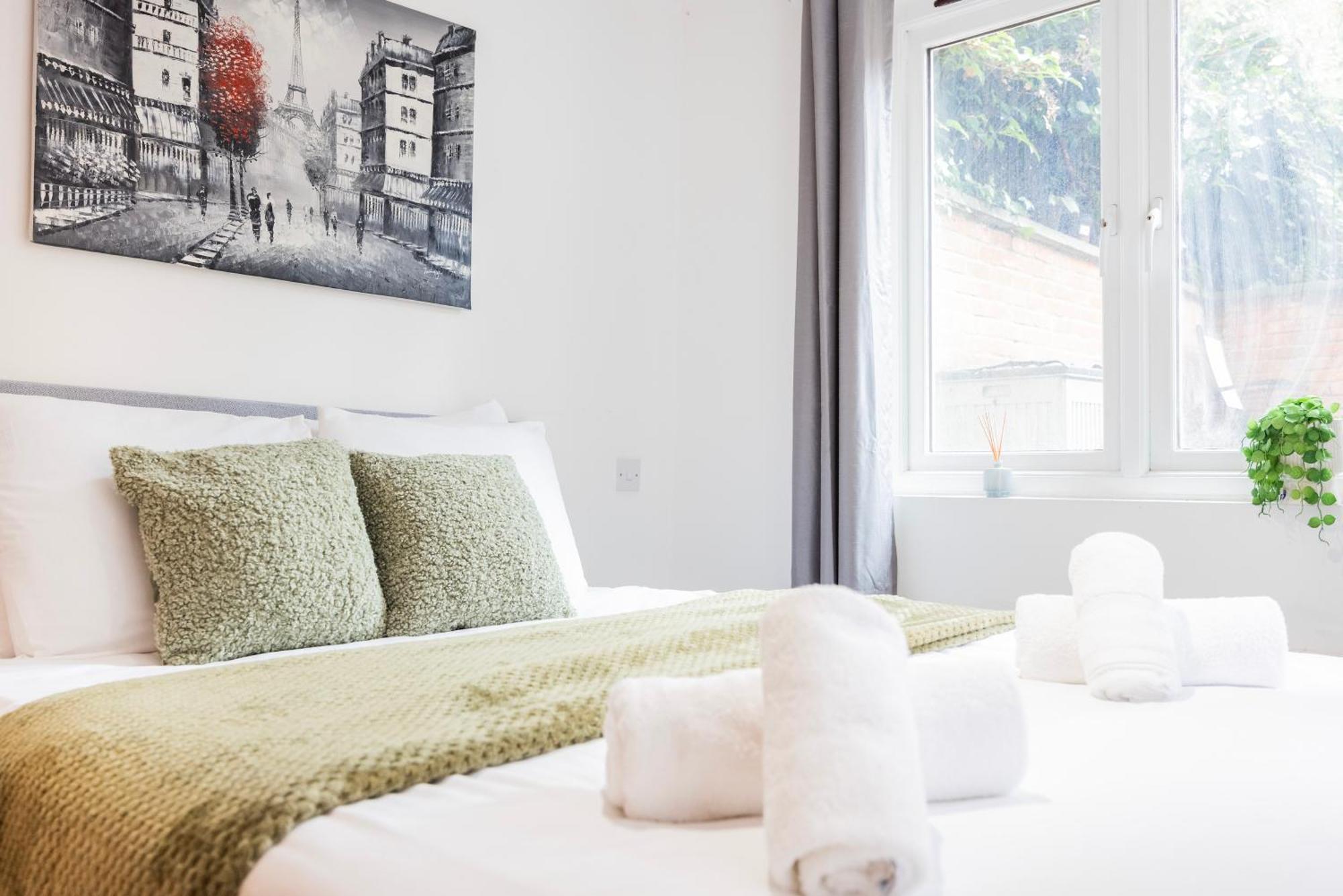 Modern 1 Bedroom Near Earls Court Appartement