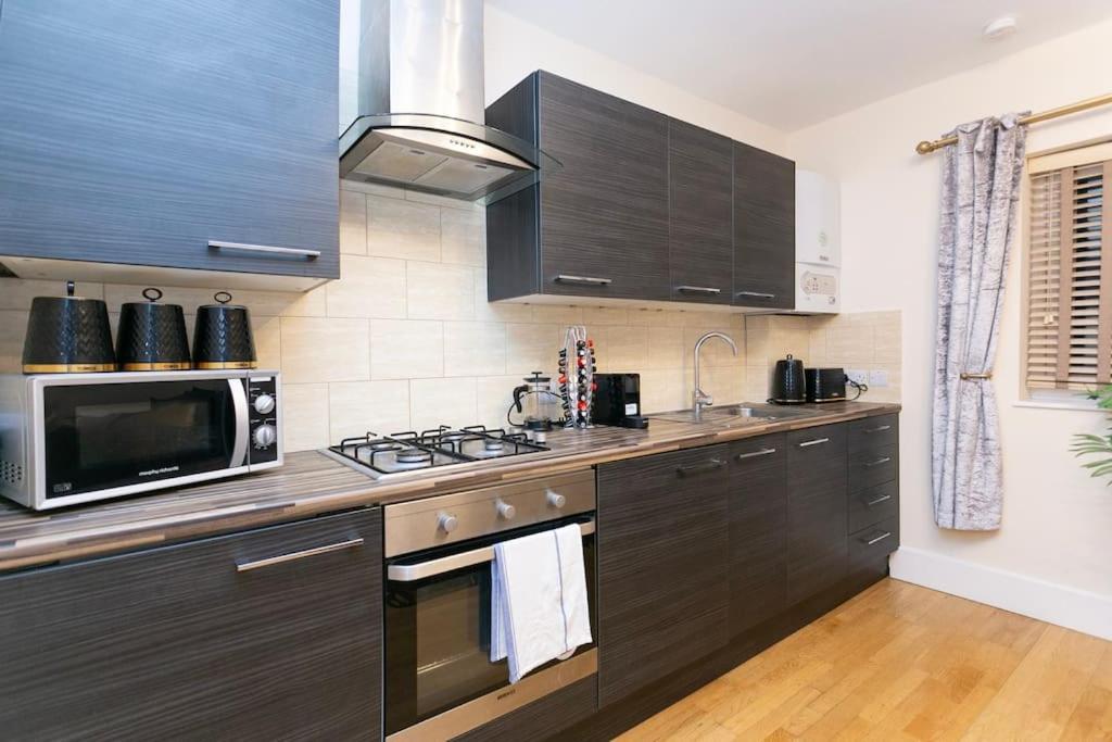 Roomy Bliss - Your Home Away Appartement Londres