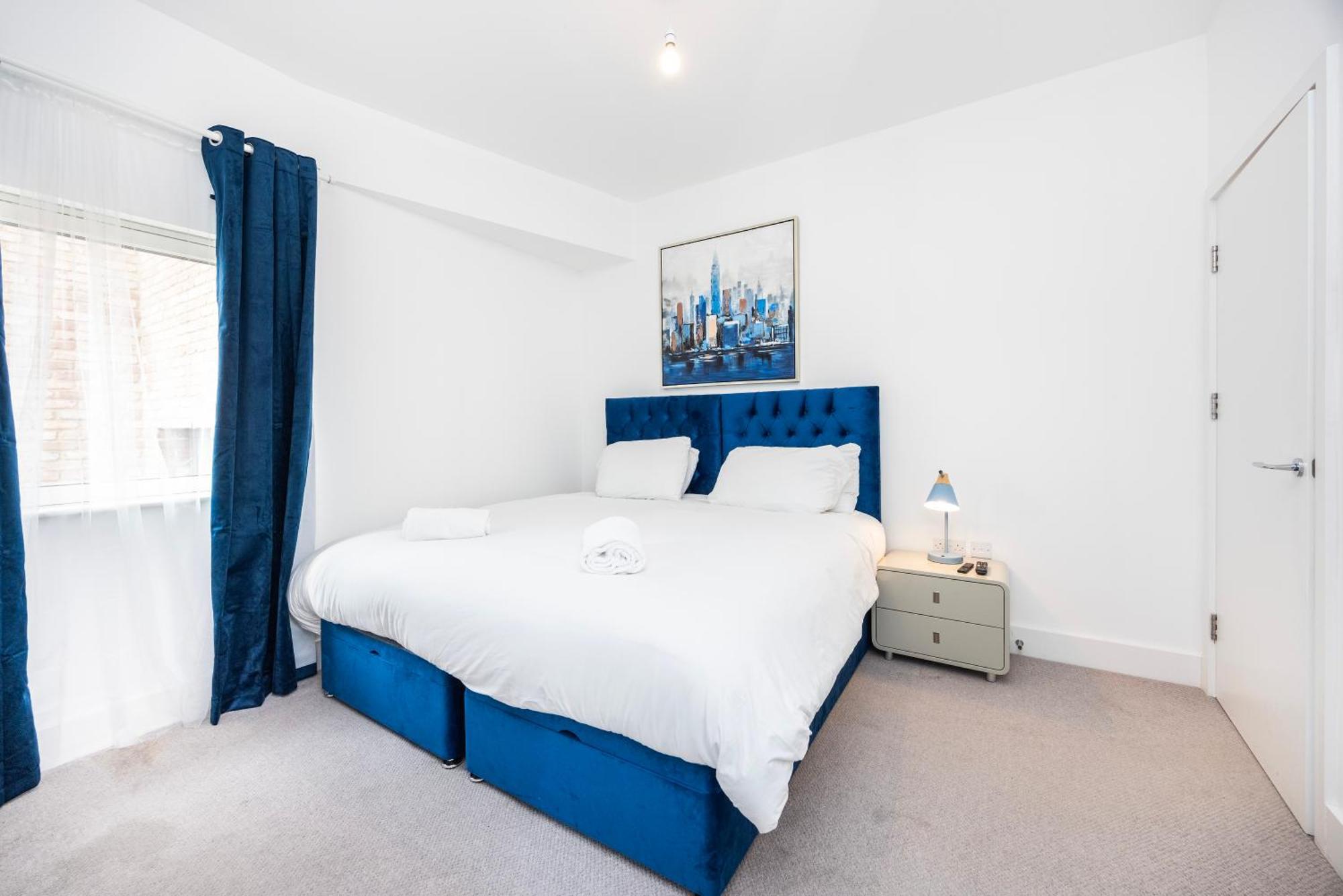 Appartement Modern 3 Bedroom House With Balconies & Parking