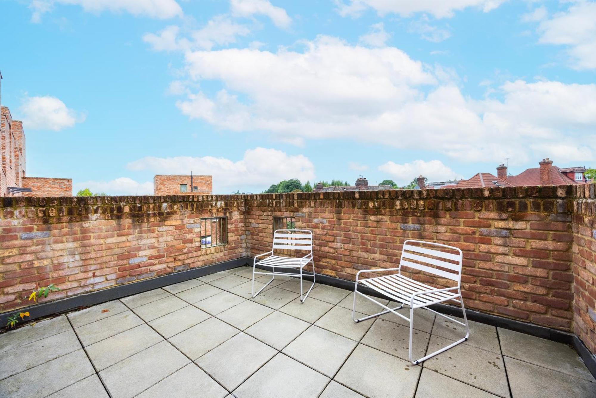 Modern 3 Bedroom House With Balconies & Parking Appartement *