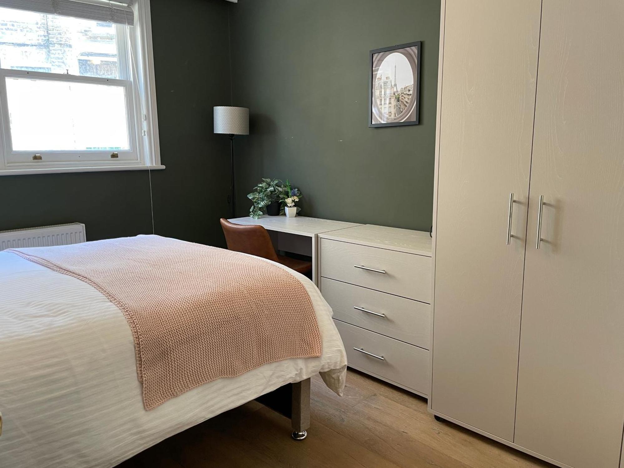 Сasa de vacaciones 5 Bed House - Fancy - Sleep Up To 12 -