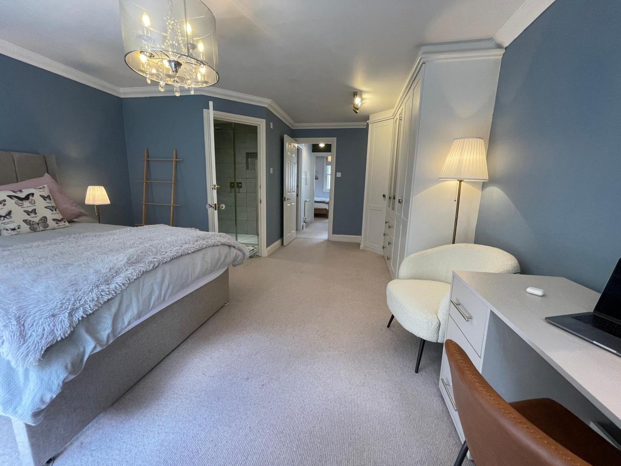 5 Bed House - Fancy - Sleep Up To 12 - Сasa de vacaciones