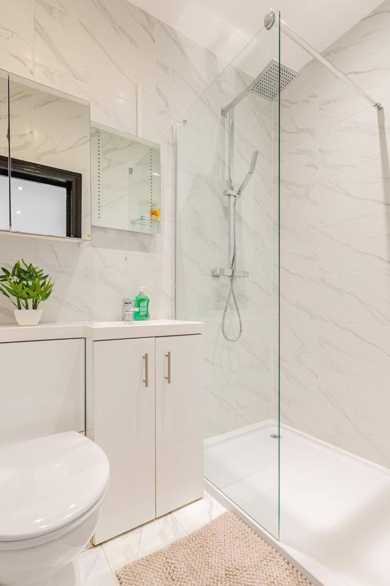 The Paddington Pines - 2 Bed En-suite Apartamento Londres