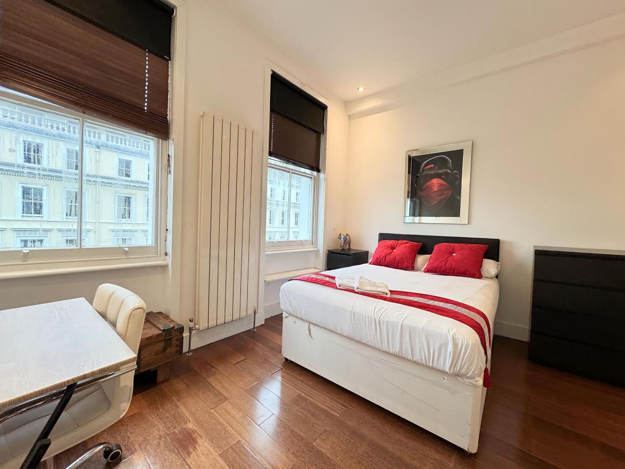 Kensington Premium Three Bed *