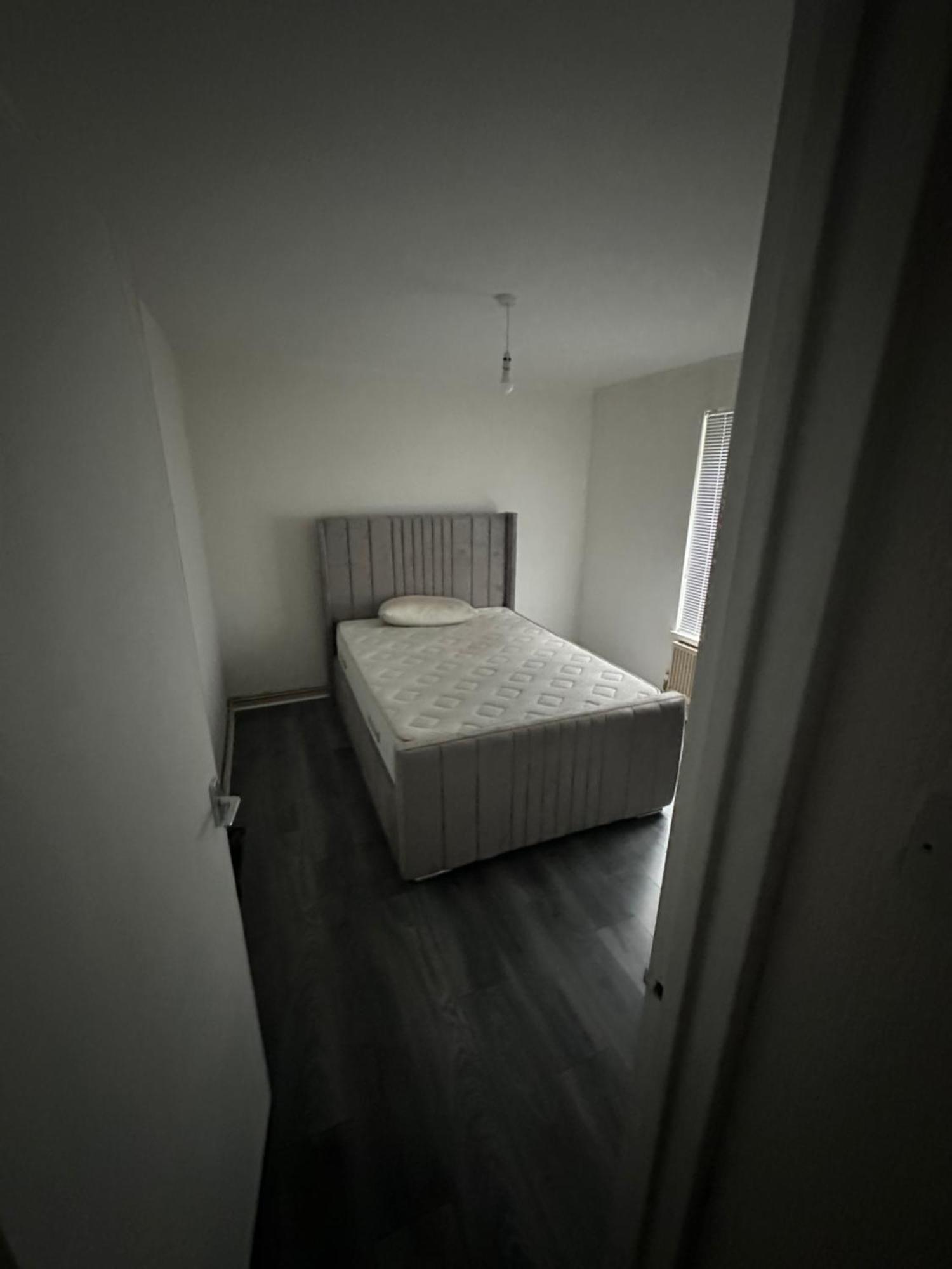 I Bed Flat By Southwark Park With Garden And 10 Min Walk To Bermondsey And Surrey Quays Station Сasa de vacaciones *
