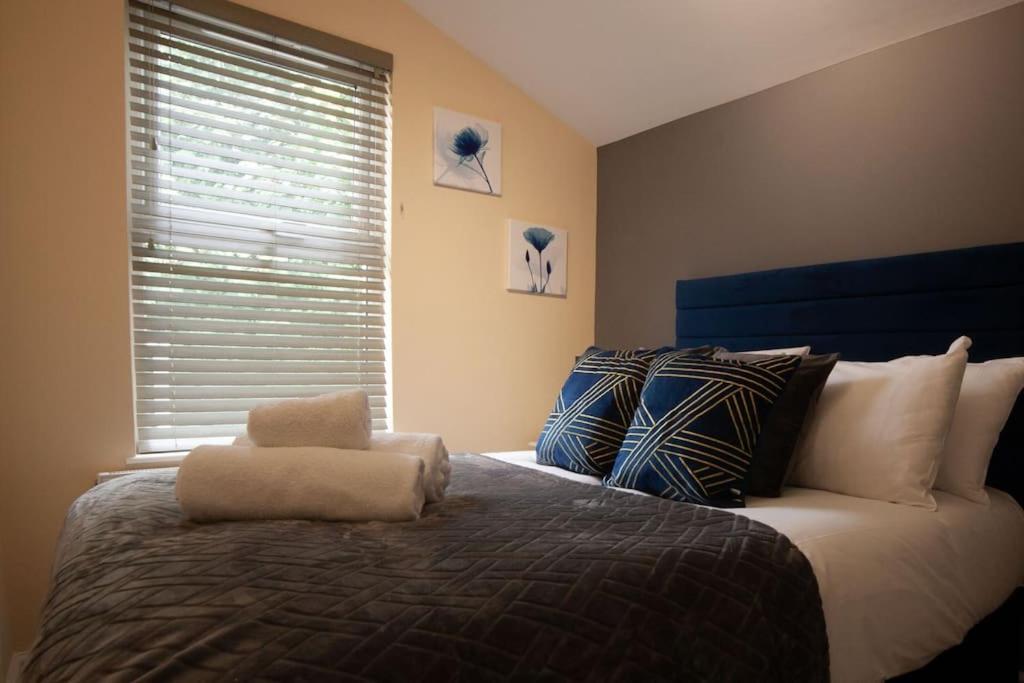 Modern Stylish 2 Bedroom In East Appartement Londres