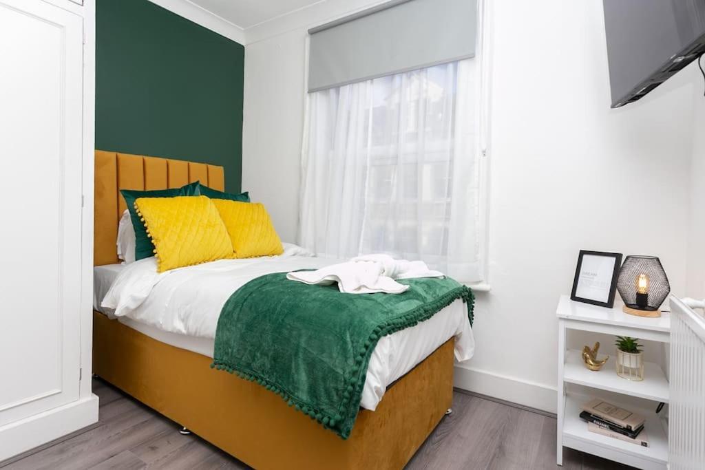 Cosy Comfy 1 Bedroom In Location *