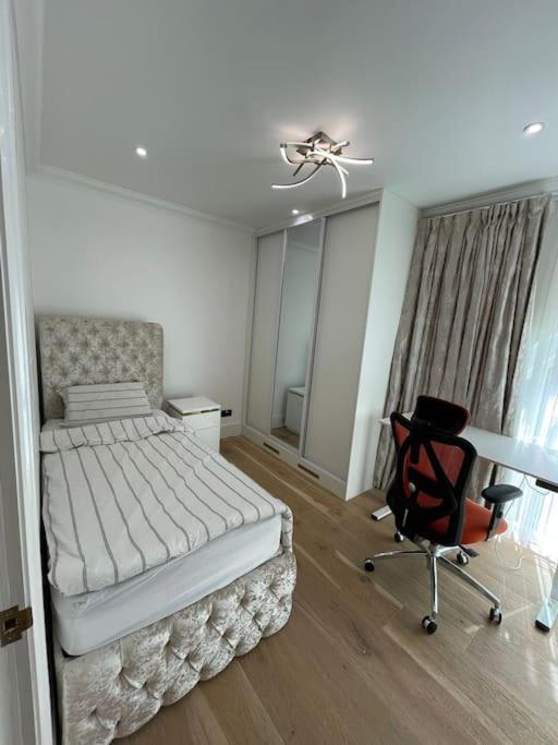 3 Bed Smart - Canary Wharf *