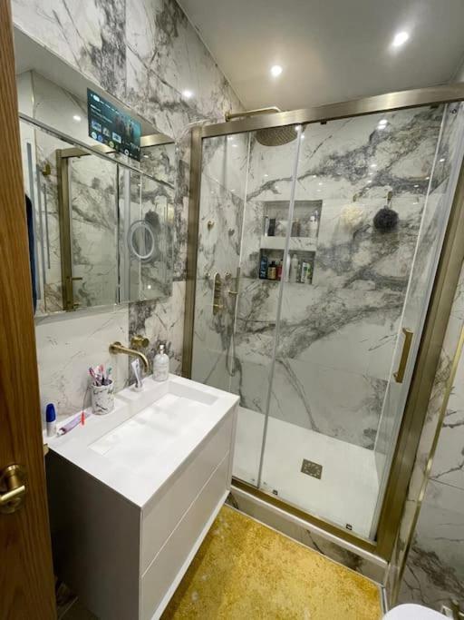 3 Bed Smart - Canary Wharf * Londres