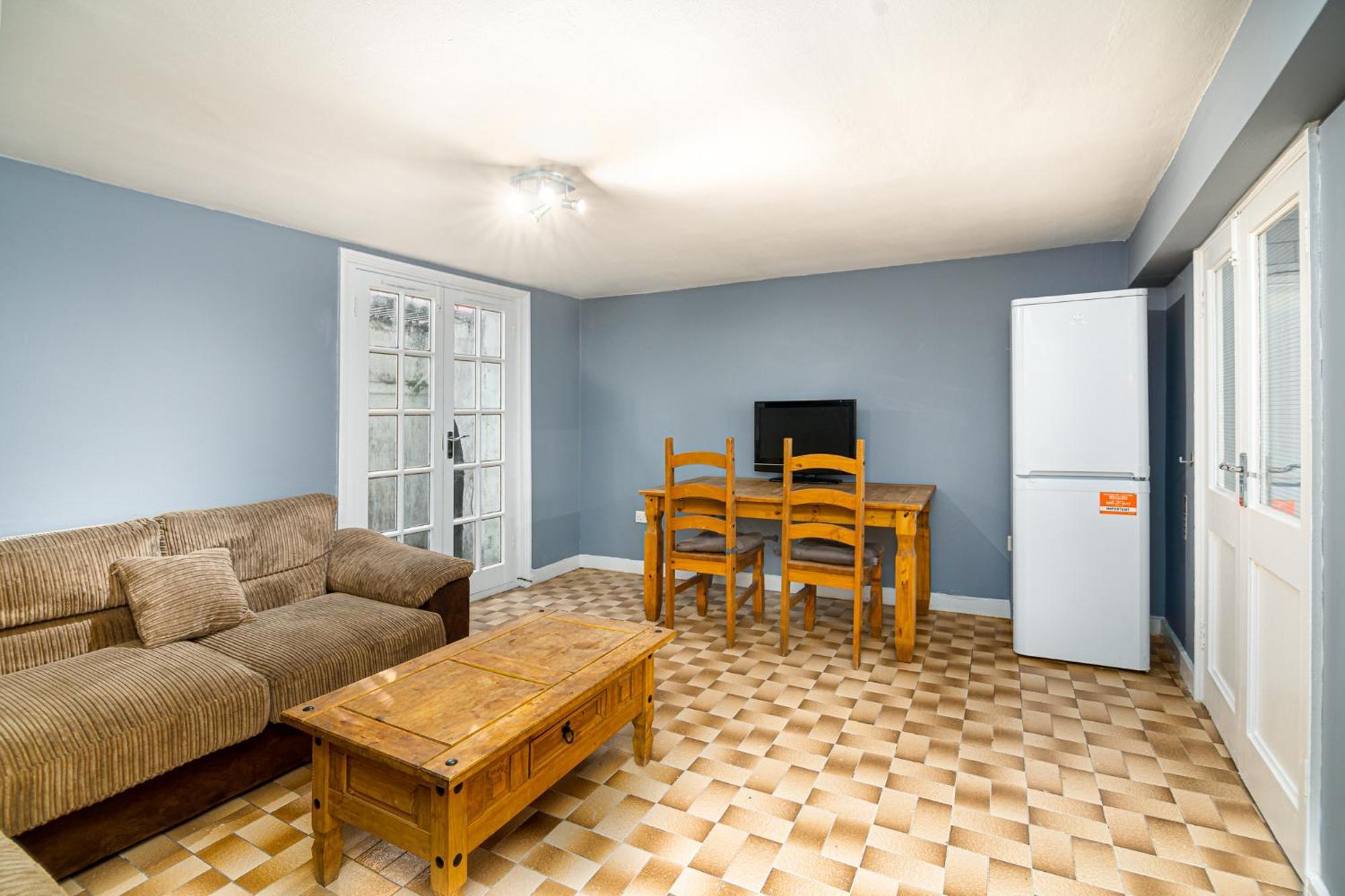 Beautiful House New Refurbished Maison d'hôtes Londres