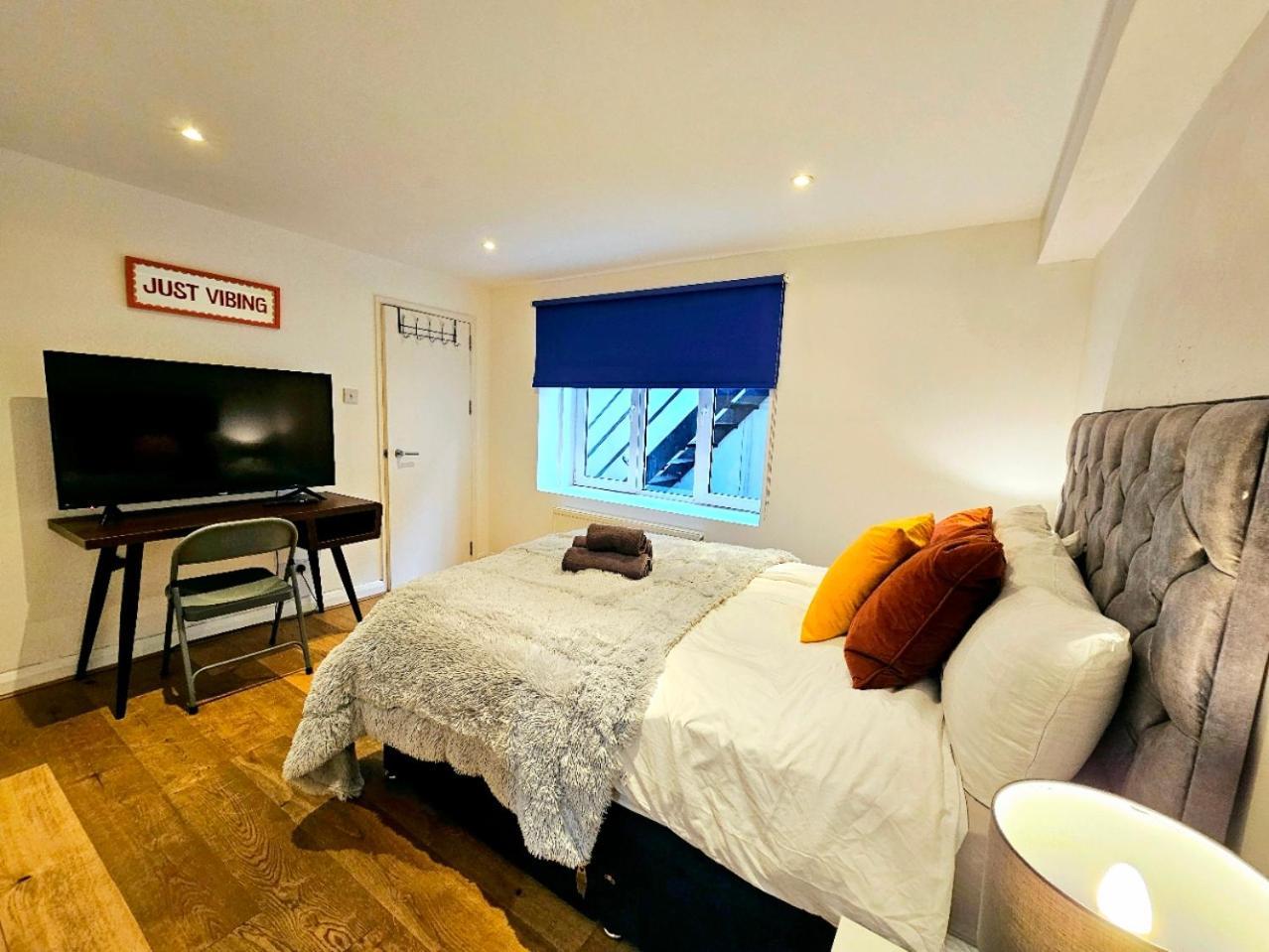 Charming Hyde Park Private With Back Patio By Lancaster Gate And Paddington Station Appartement Londres