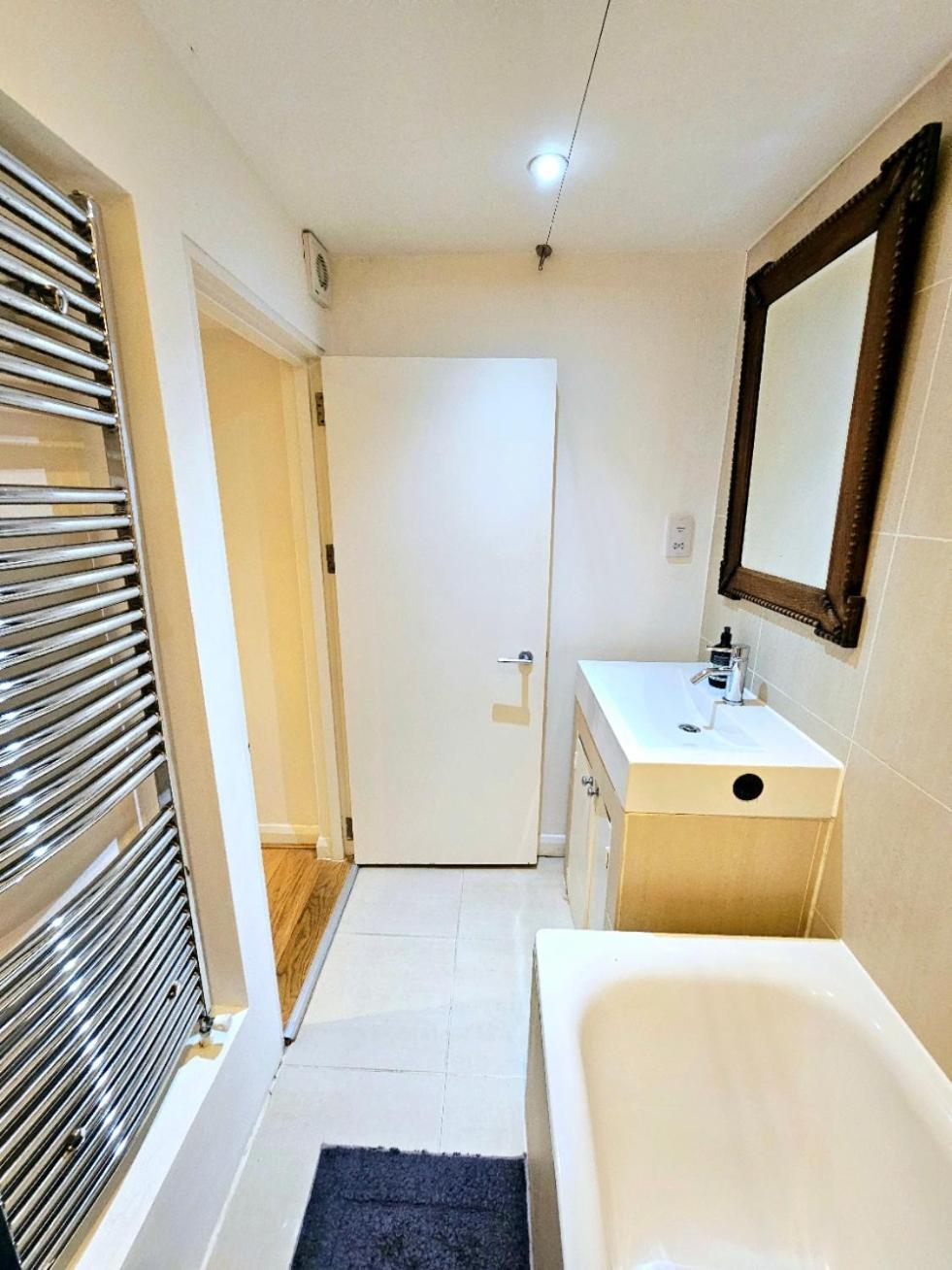 Charming Hyde Park Private With Back Patio By Lancaster Gate And Paddington Station Londres