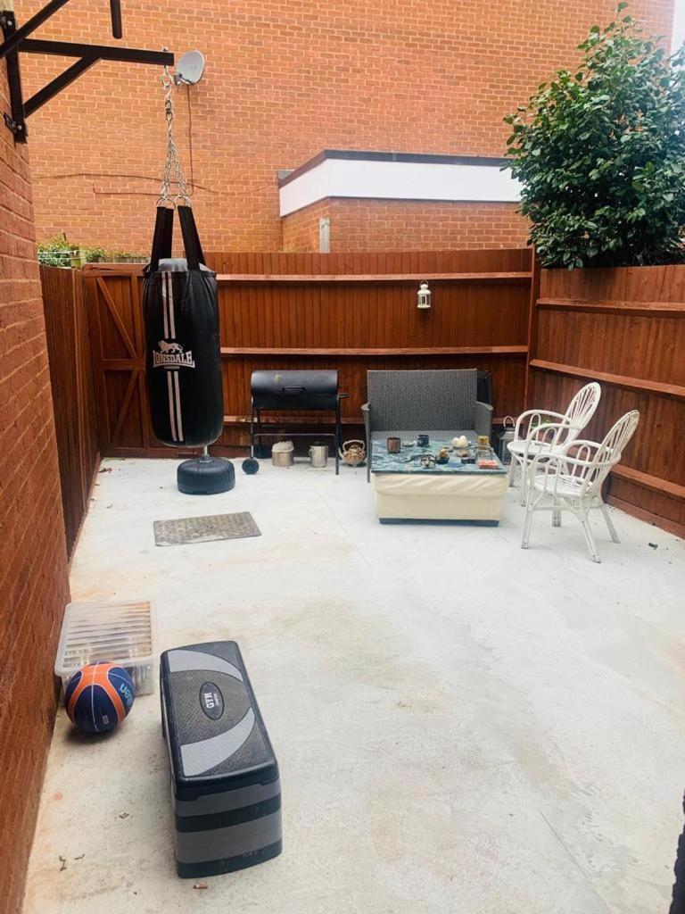 A Very Large Modern Which Take Up To 4 Guest *