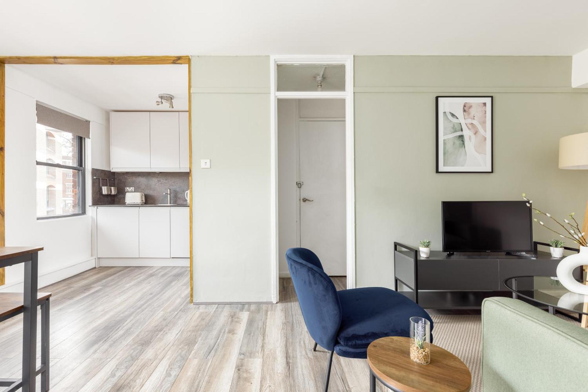 The Pimlico Flat *