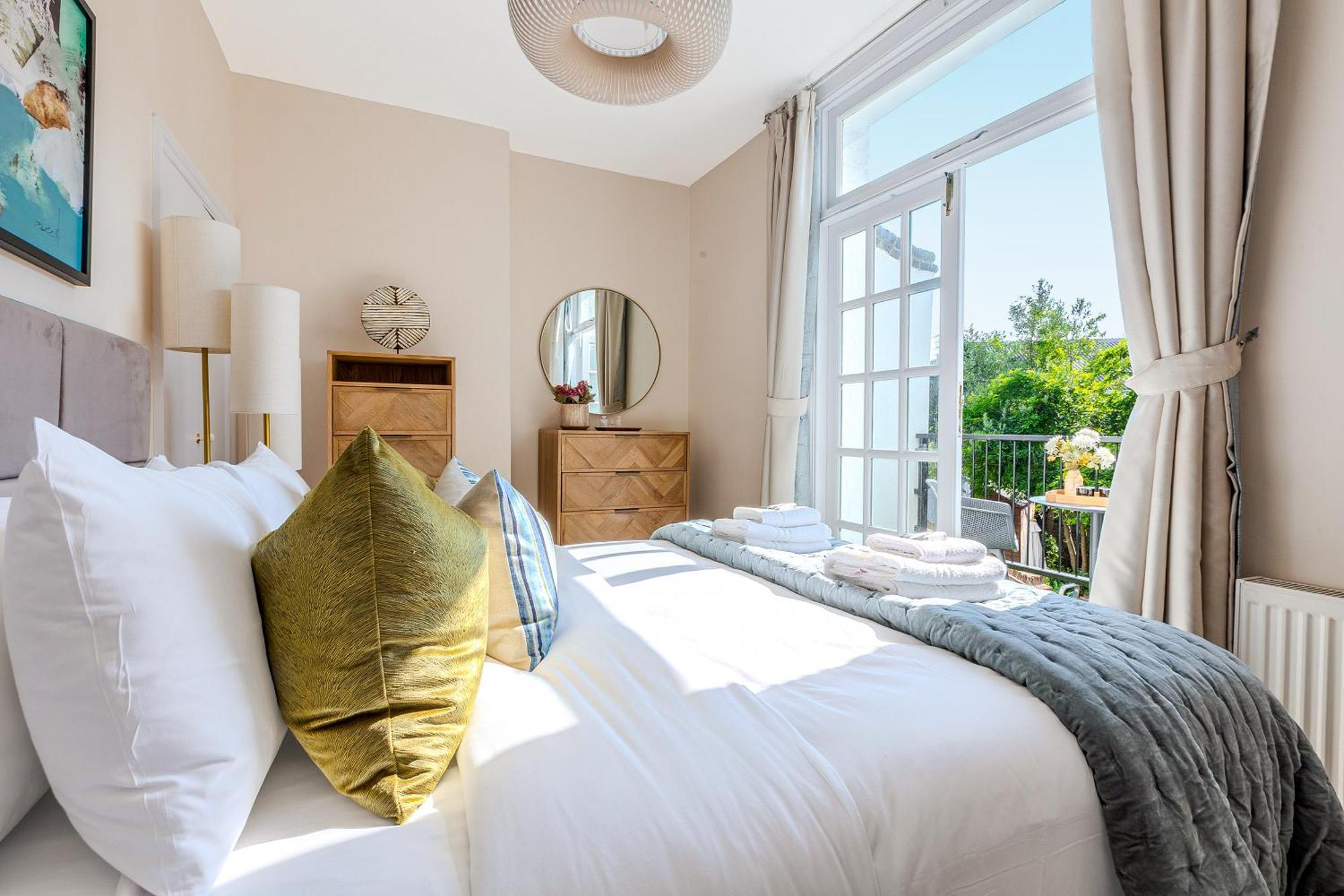 Apartamento Stylish 2br Flat With Terrace In North Kensington