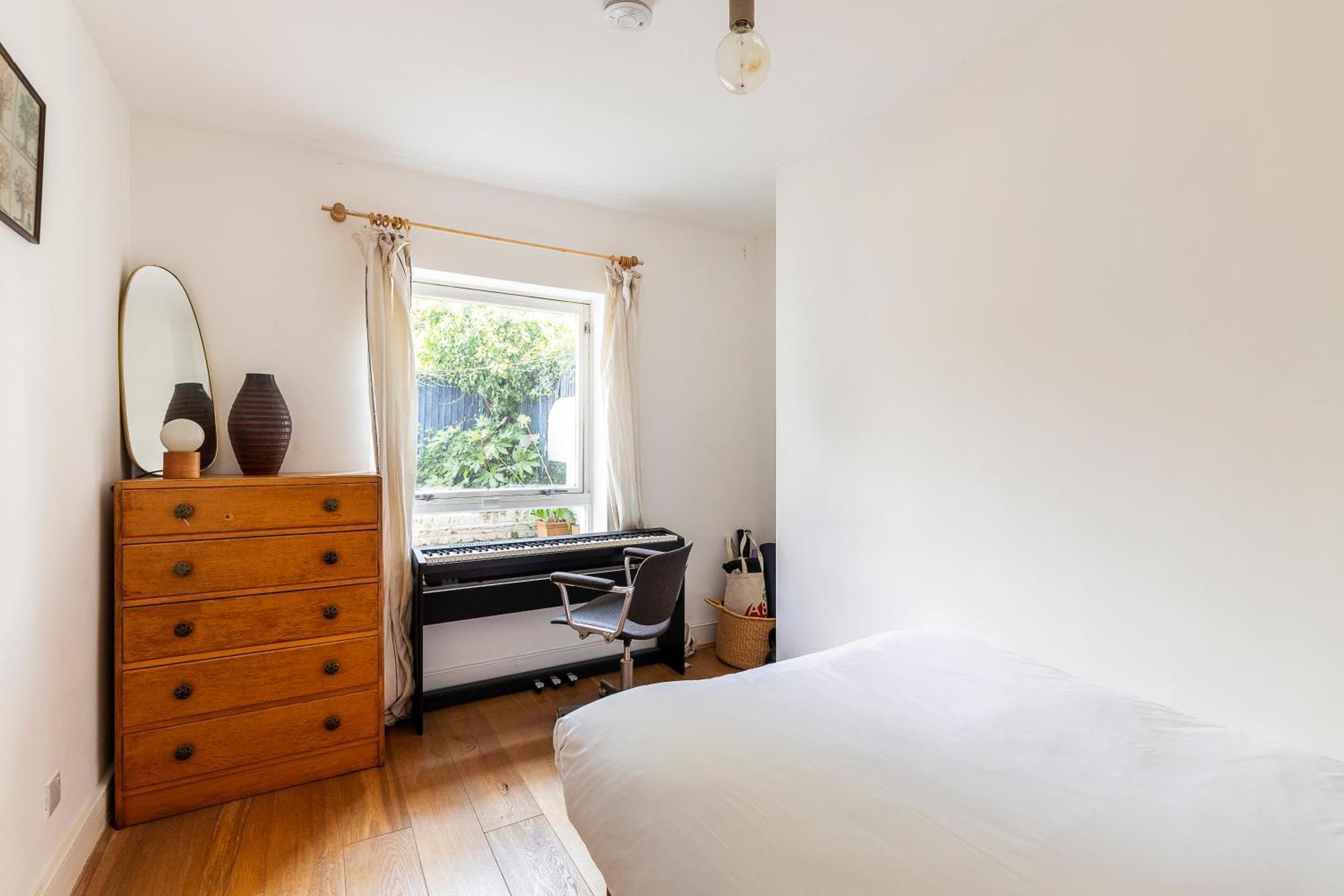 Retro Charm And Modern Comforts Appartement
