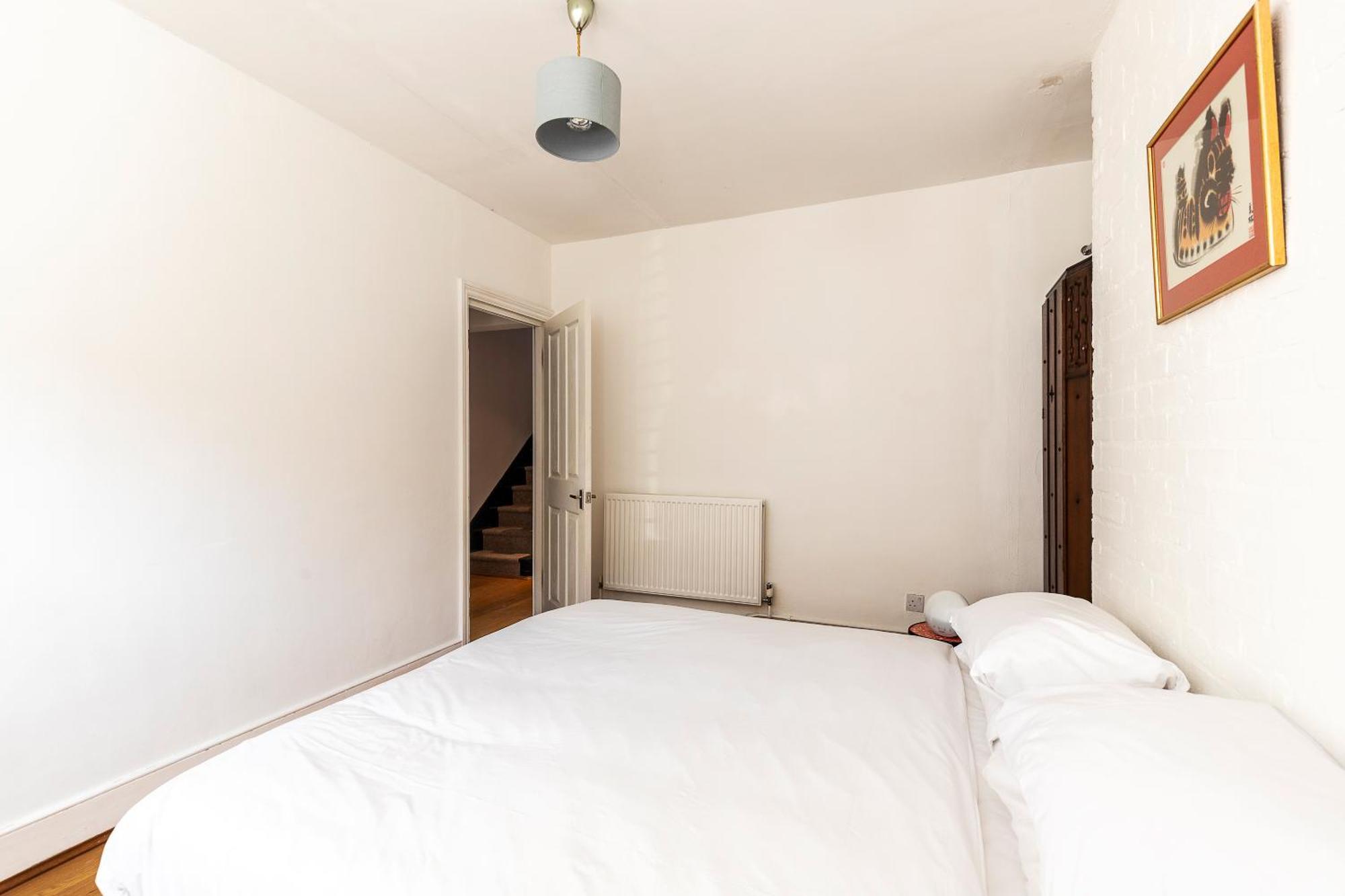 Retro Charm And Modern Comforts Appartement