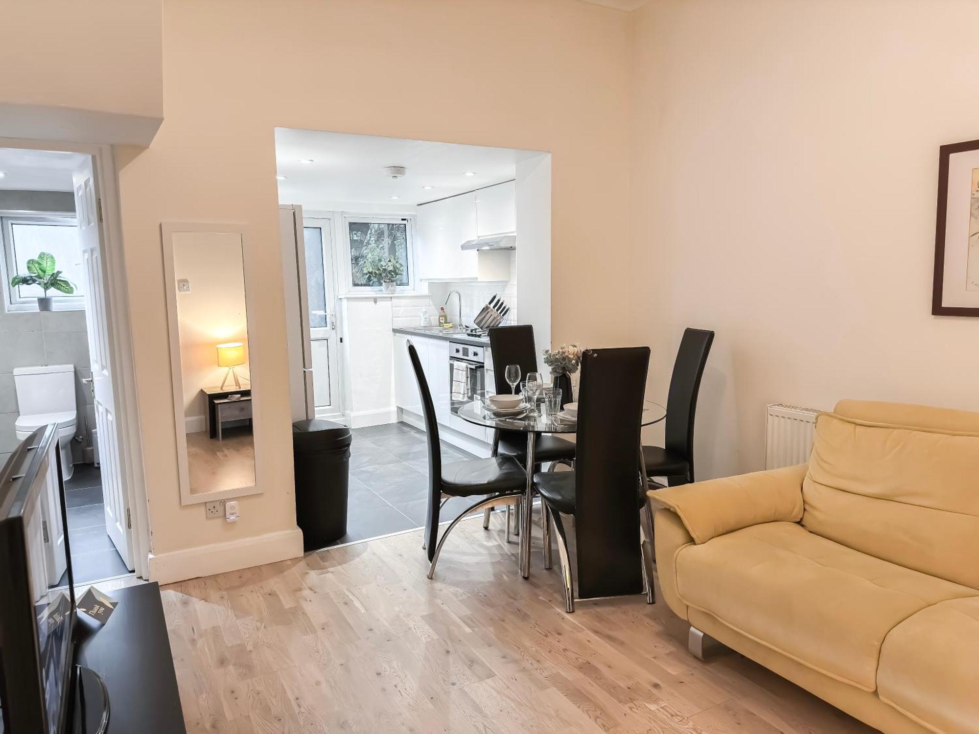 Apartamento 1bedroom Flat With Small Garden In Finsbury Park, Highbury Londres