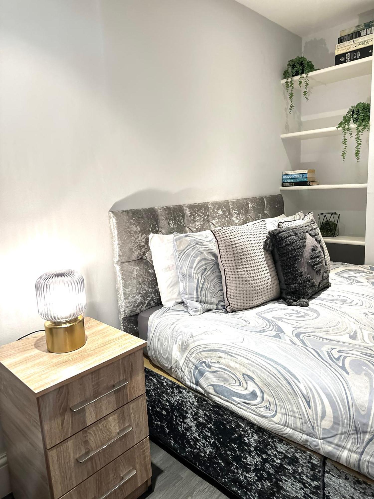 Detached House With Free Parking In Little Venice Near Paddington Hyde Park * Londres
