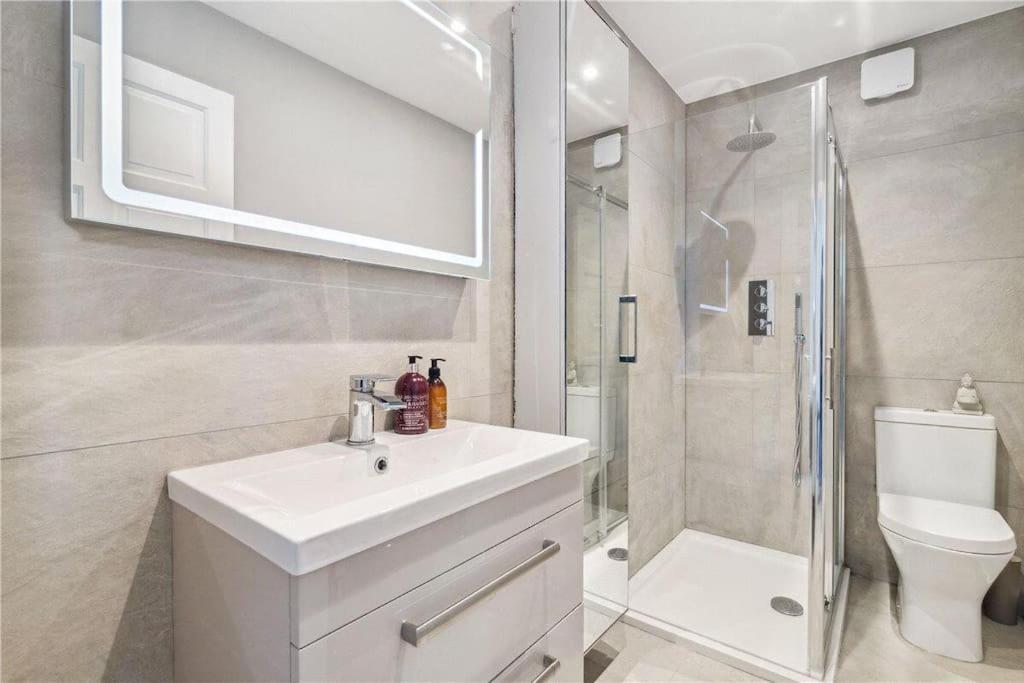 Apartamento Charming 1br In The Heart Of Fulham Londres