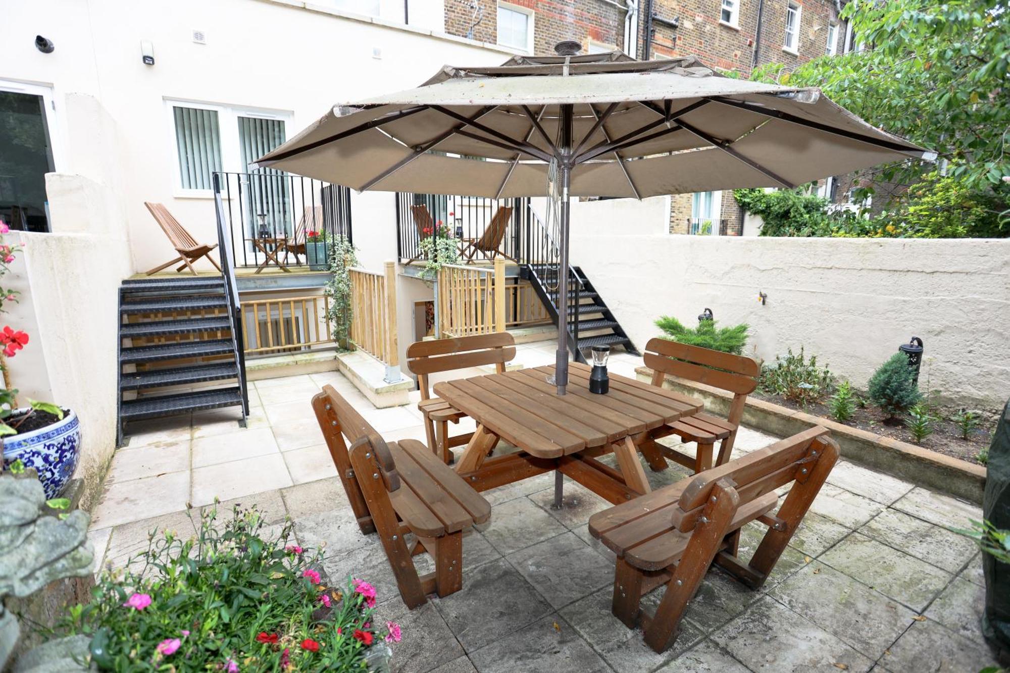 The Avonmore Olympia Bed & Breakfast
