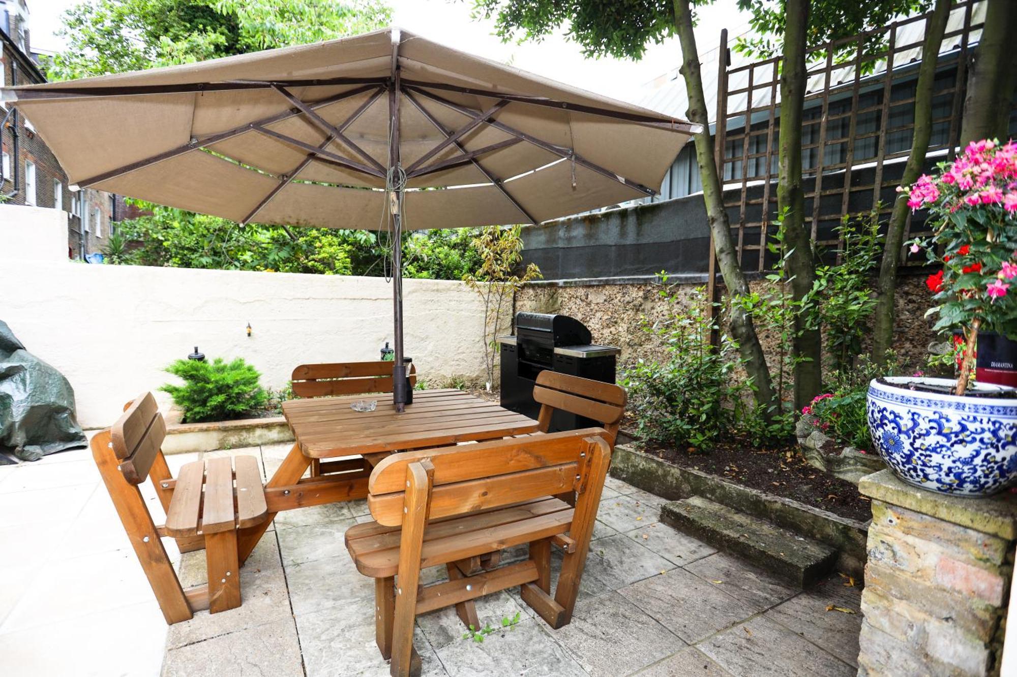 The Avonmore Olympia Bed & Breakfast *