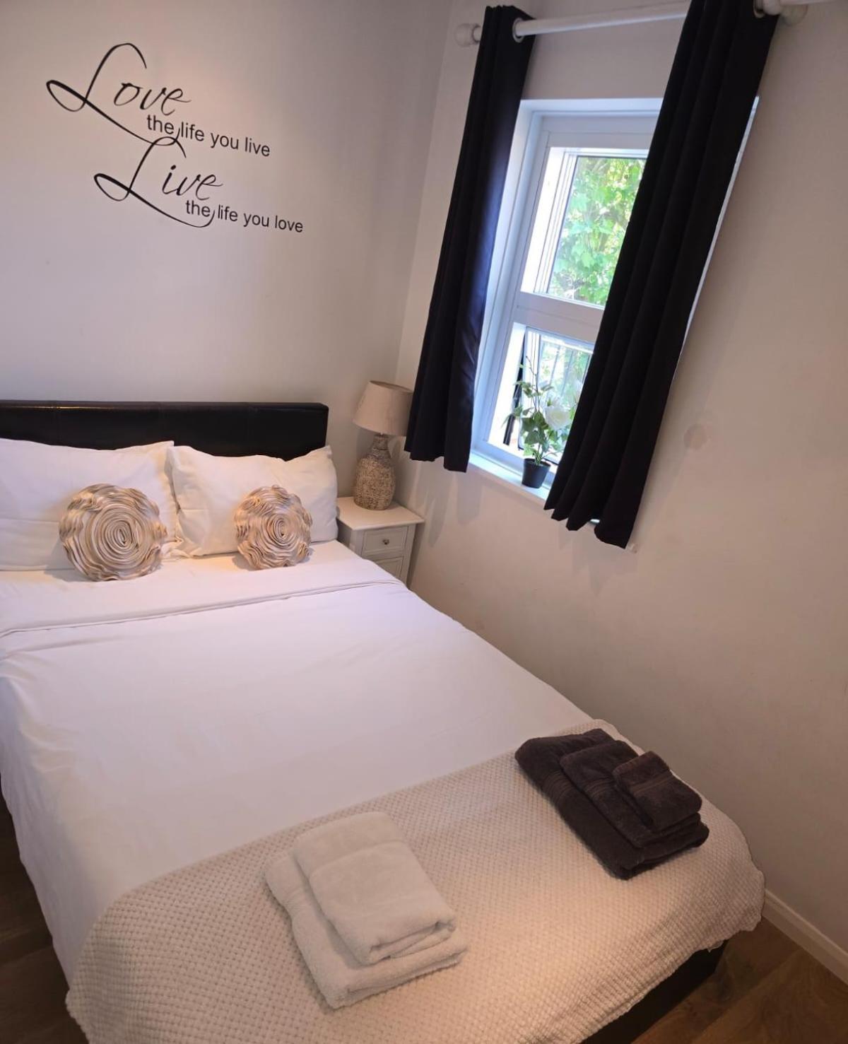 Super Beautiful Three Bedroom Appartement *