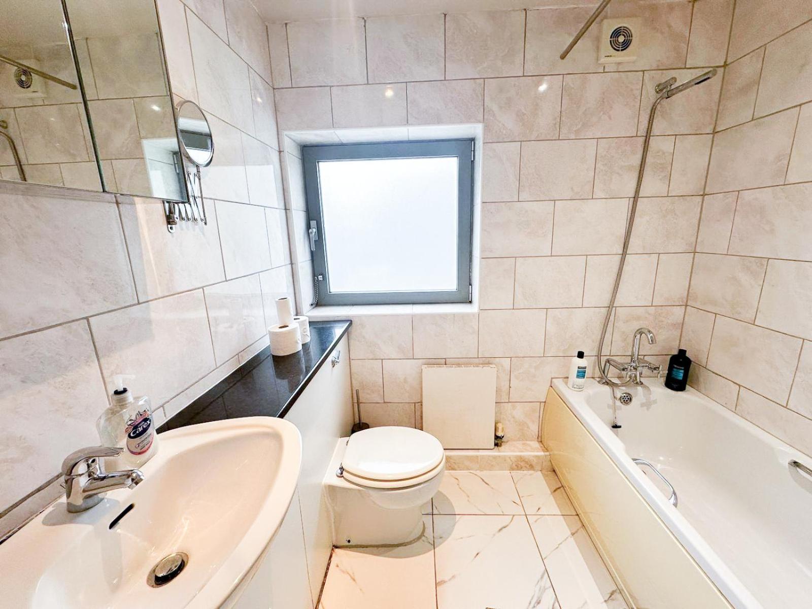 Apartamento 1 Bedroom Flat With Free Parking In Canary Wharf Near Musuem