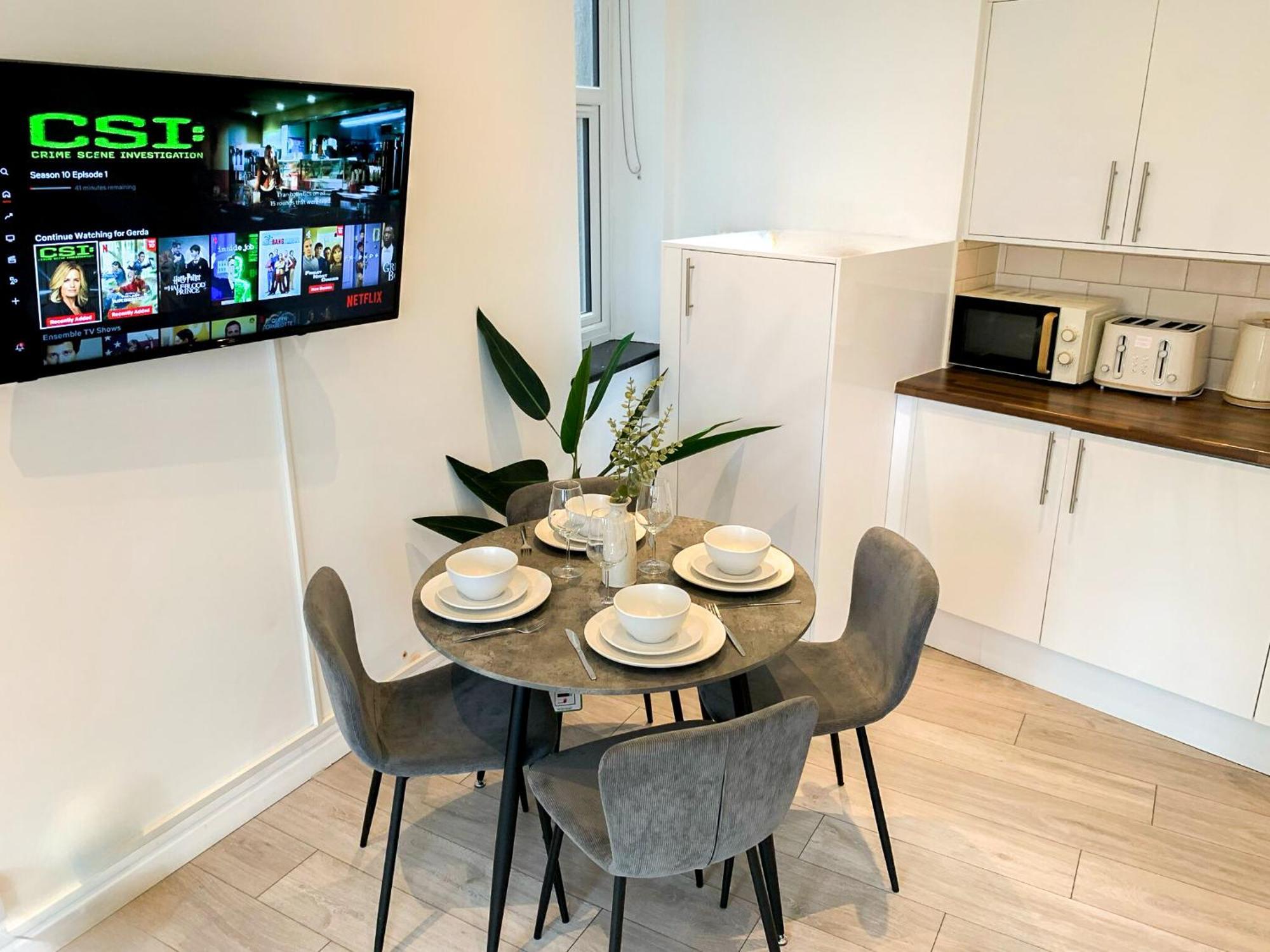 1-bedroom In Shoreditch, Old Street, Hoxton Apartment