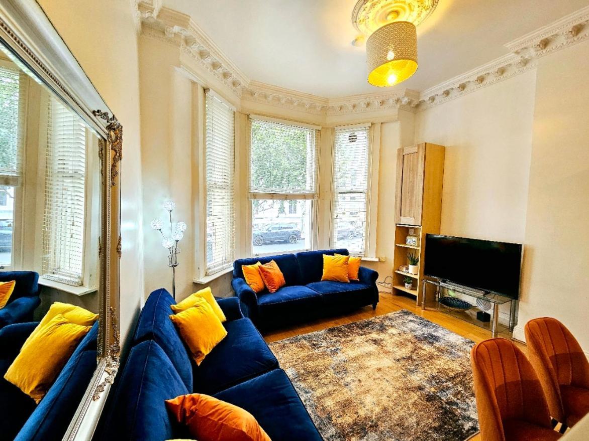 Apartamento Lovely Ground Floor With High Ceiling And A Private Garden By Earl's Court Station
