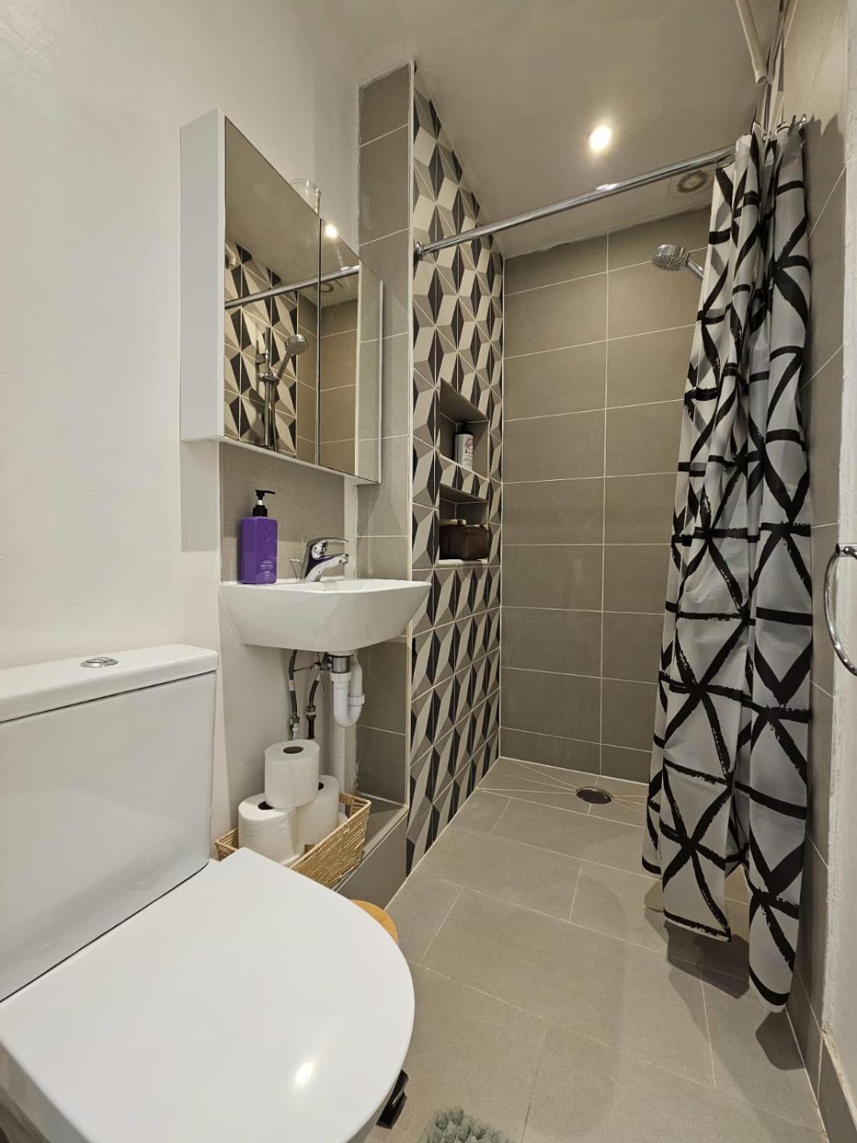 Beautiful And Spacious Flat Appartement *