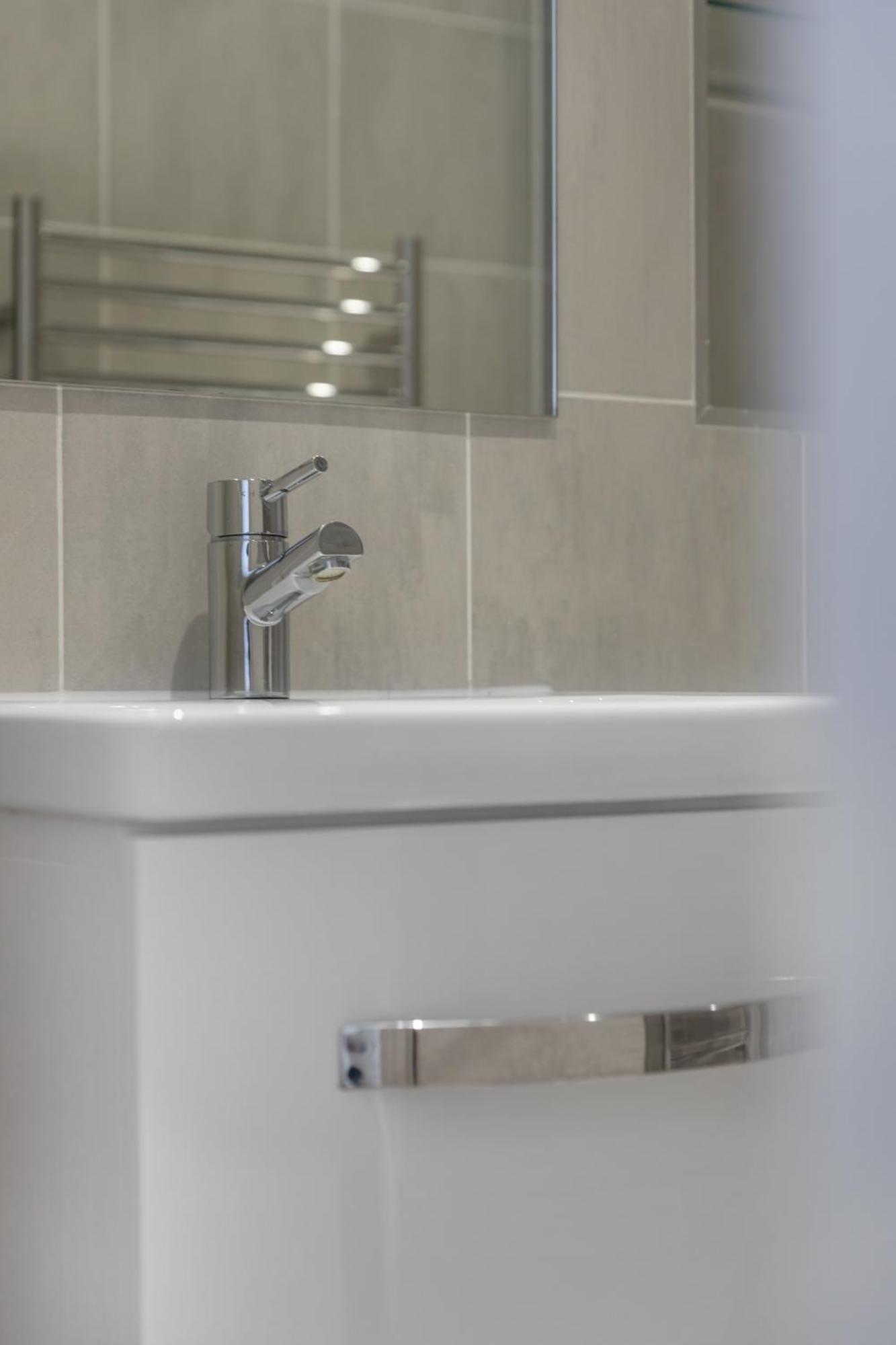 4 Bed 2 Bath - Modern Flat Right On Columbia Road! Сasa de vacaciones *