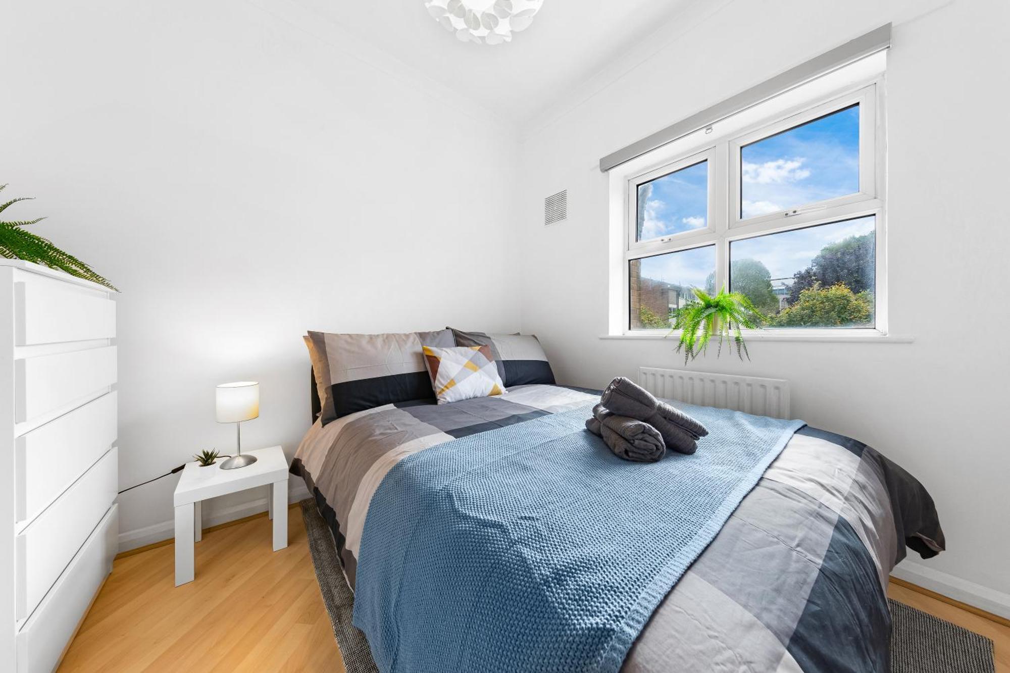 Casa de Férias Cozylease 3-bed Canary Wharf Retreat,near Lcy *