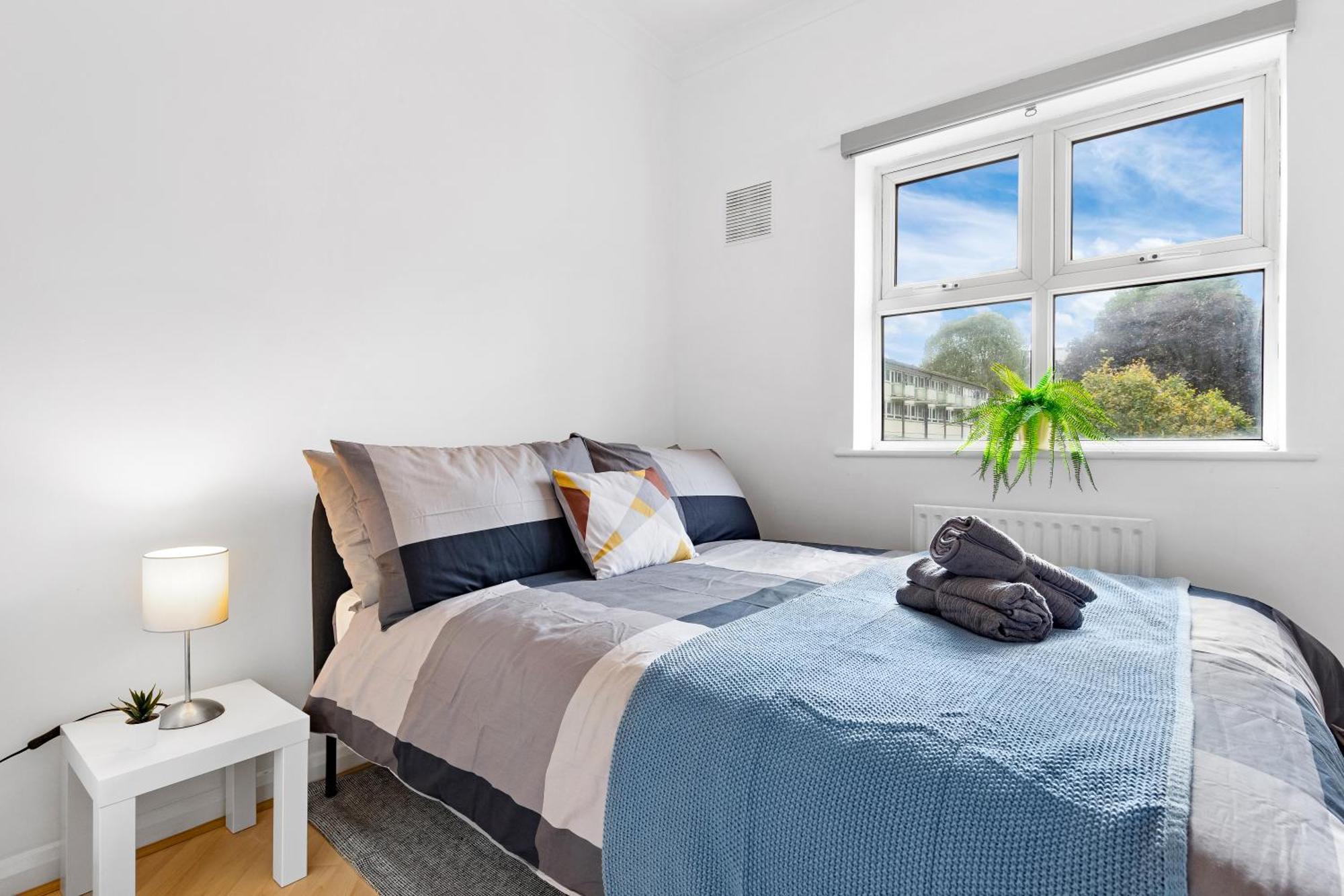 Cozylease 3-bed Canary Wharf Retreat,near Lcy Casa de Férias Londres