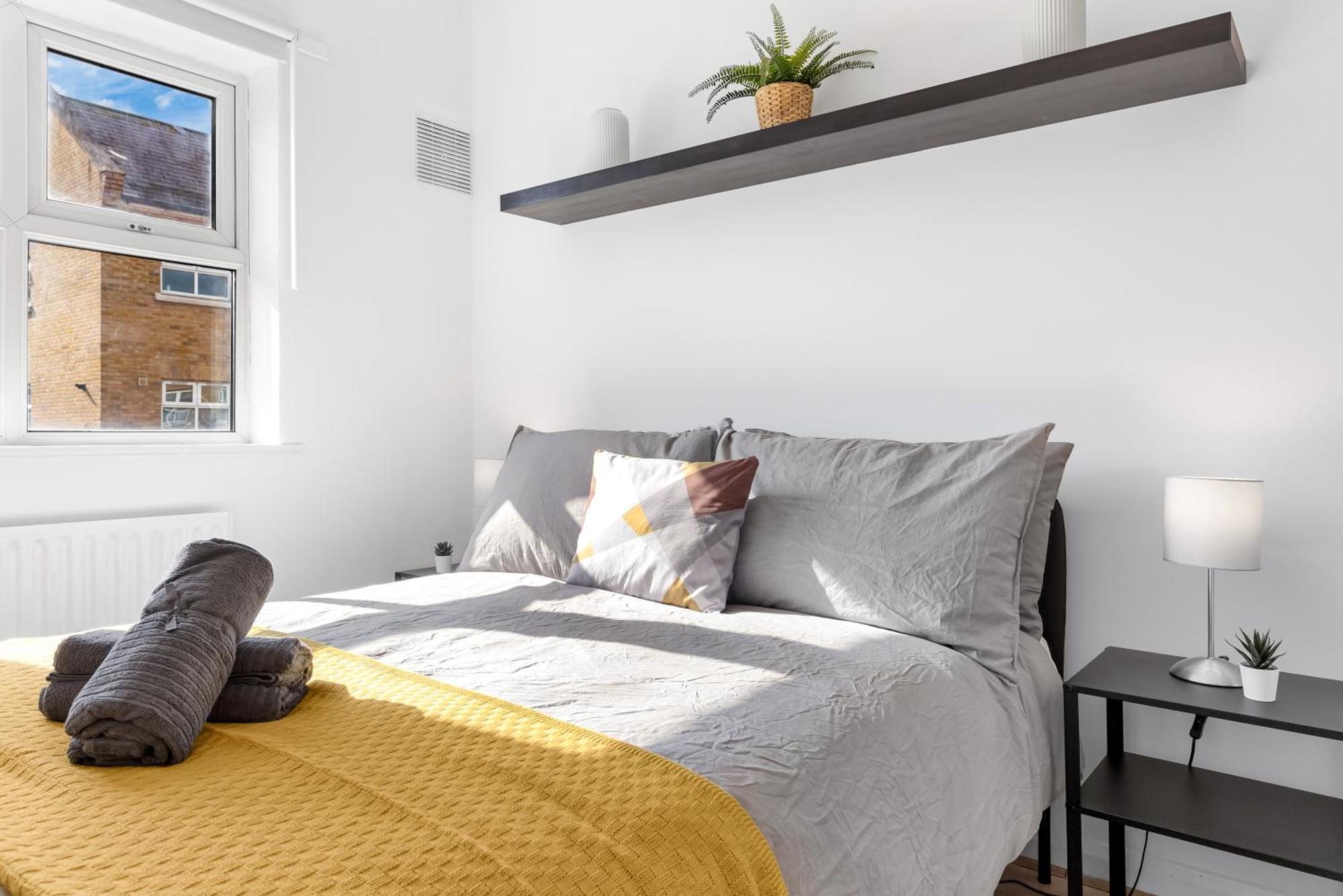 Casa de Férias Cozylease 3-bed Canary Wharf Retreat,near Lcy