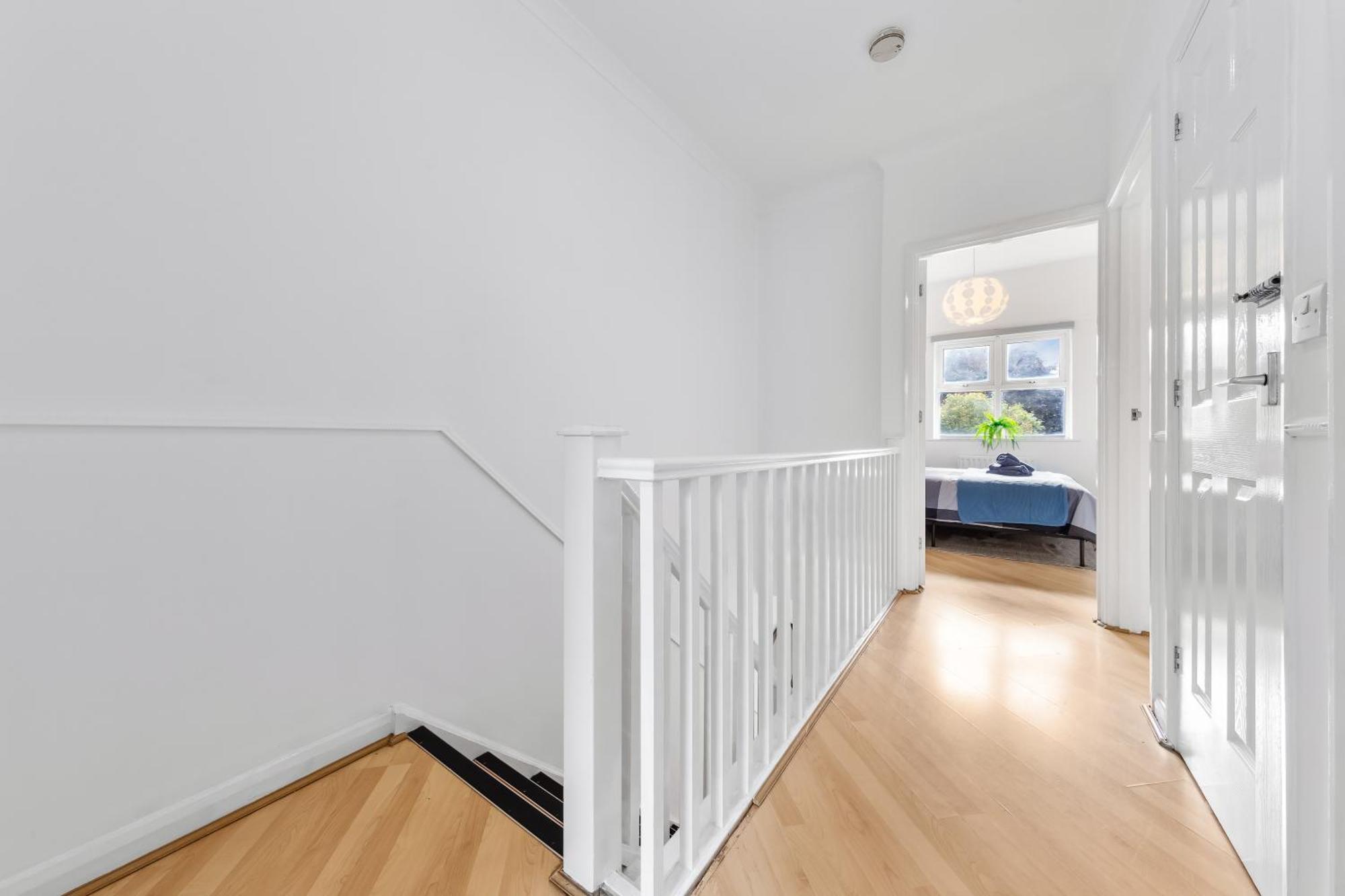 Casa de Férias Cozylease 3-bed Canary Wharf Retreat,near Lcy