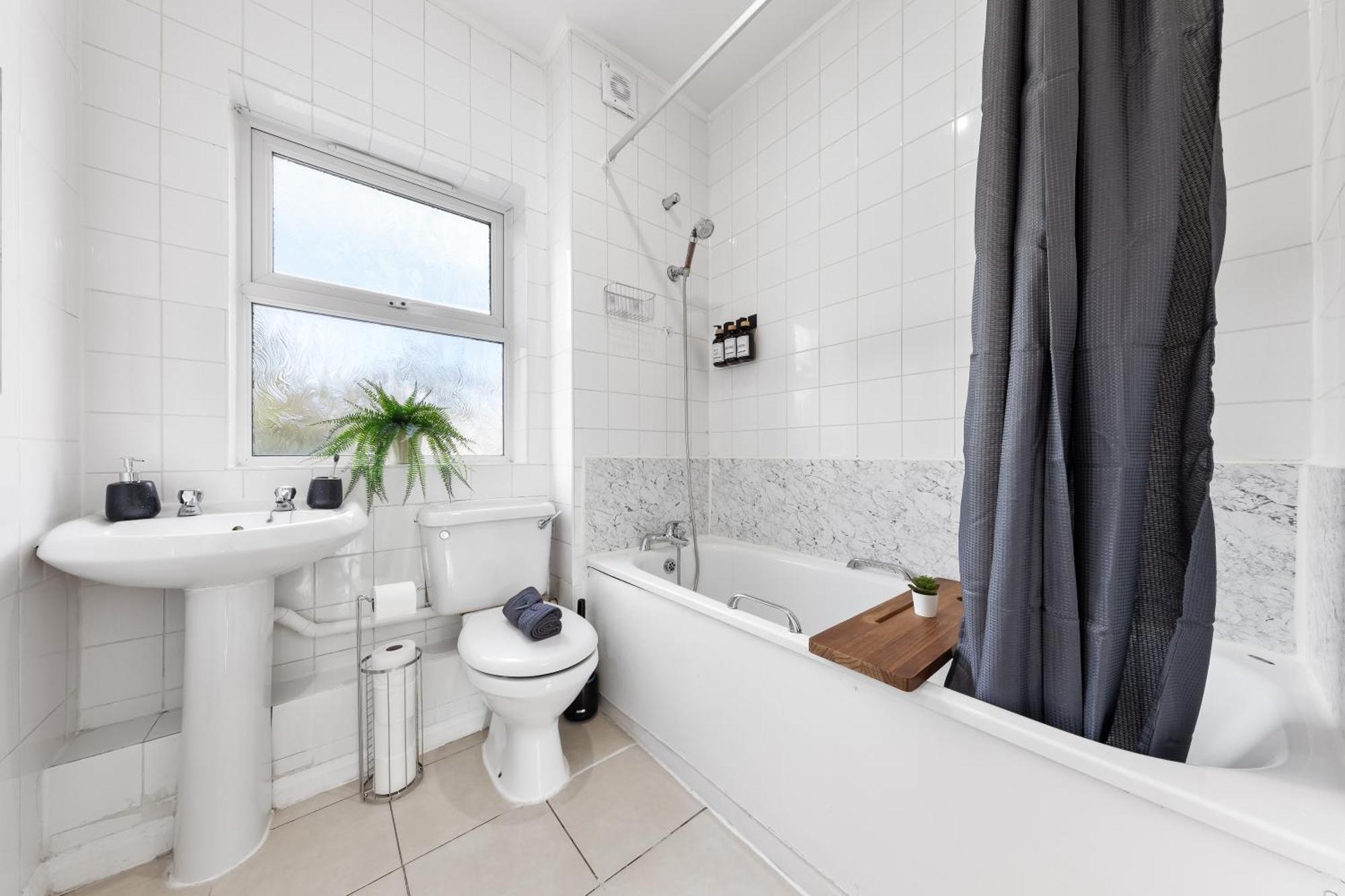 Cozylease 3-bed Canary Wharf Retreat,near Lcy Casa de Férias Londres