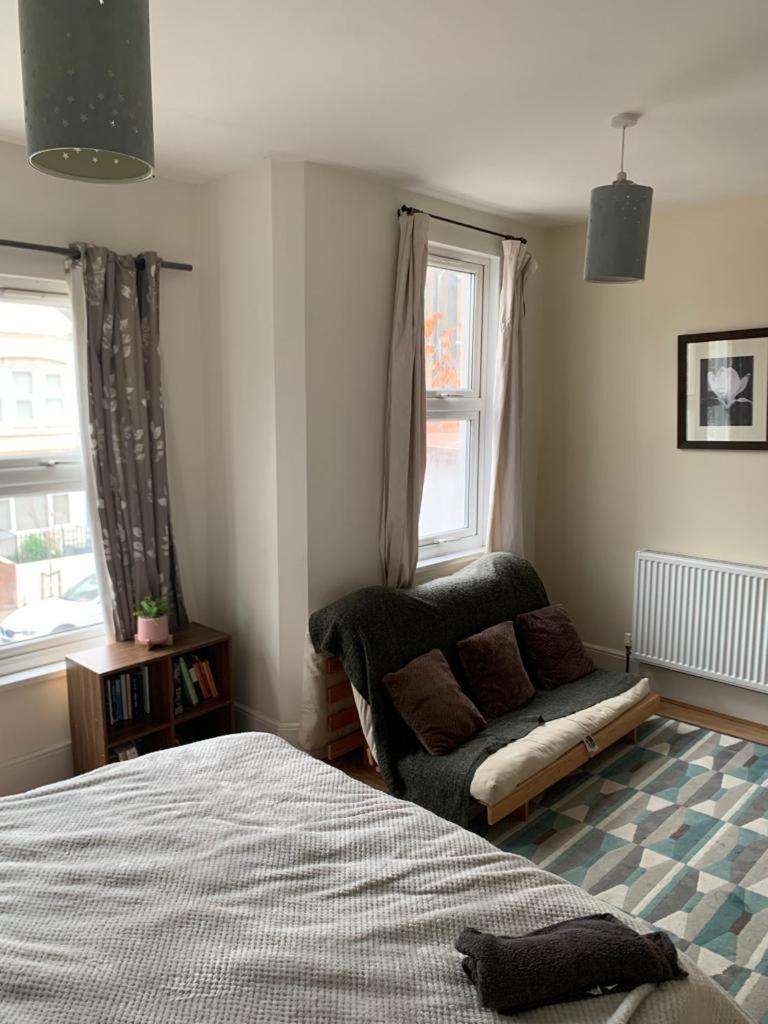7 Bedroom Victorian House Zone 2 Hébergement de vacances Londres