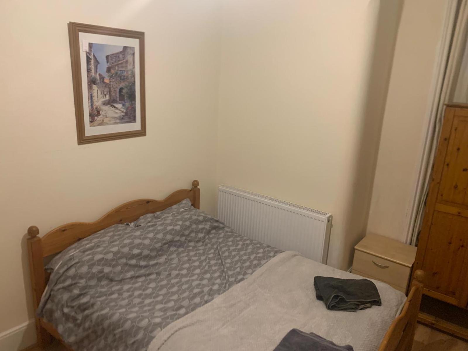 7 Bedroom Victorian House Zone 2 Londres