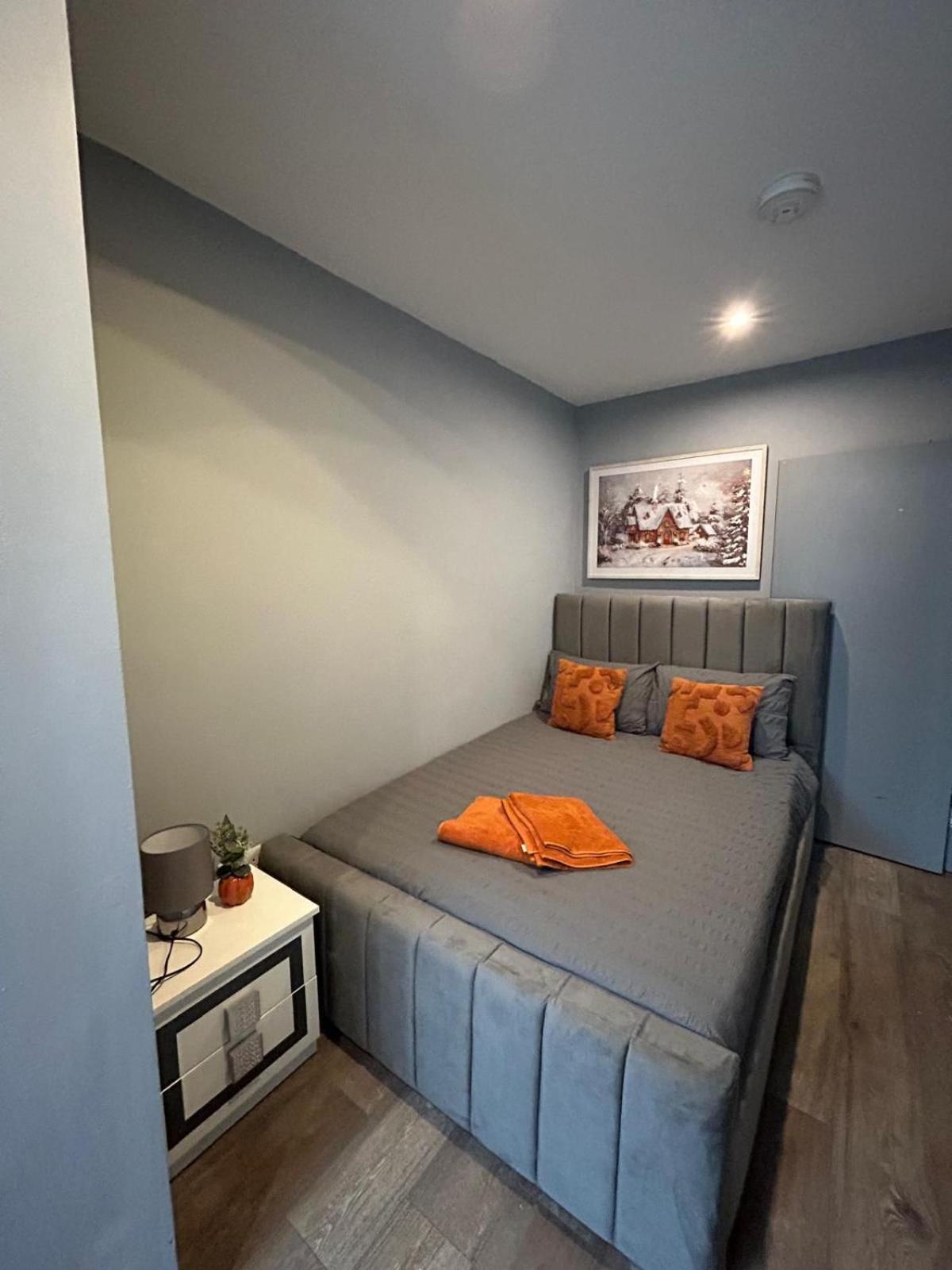 2 Bedroom Flat In Euston 2 Mins Away From Station, No Lift Apartamento *