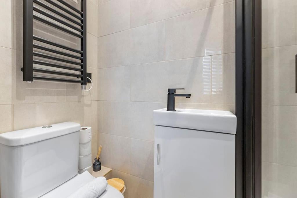 Ground Floor Finsbury A1 Next Arsnl Appartement